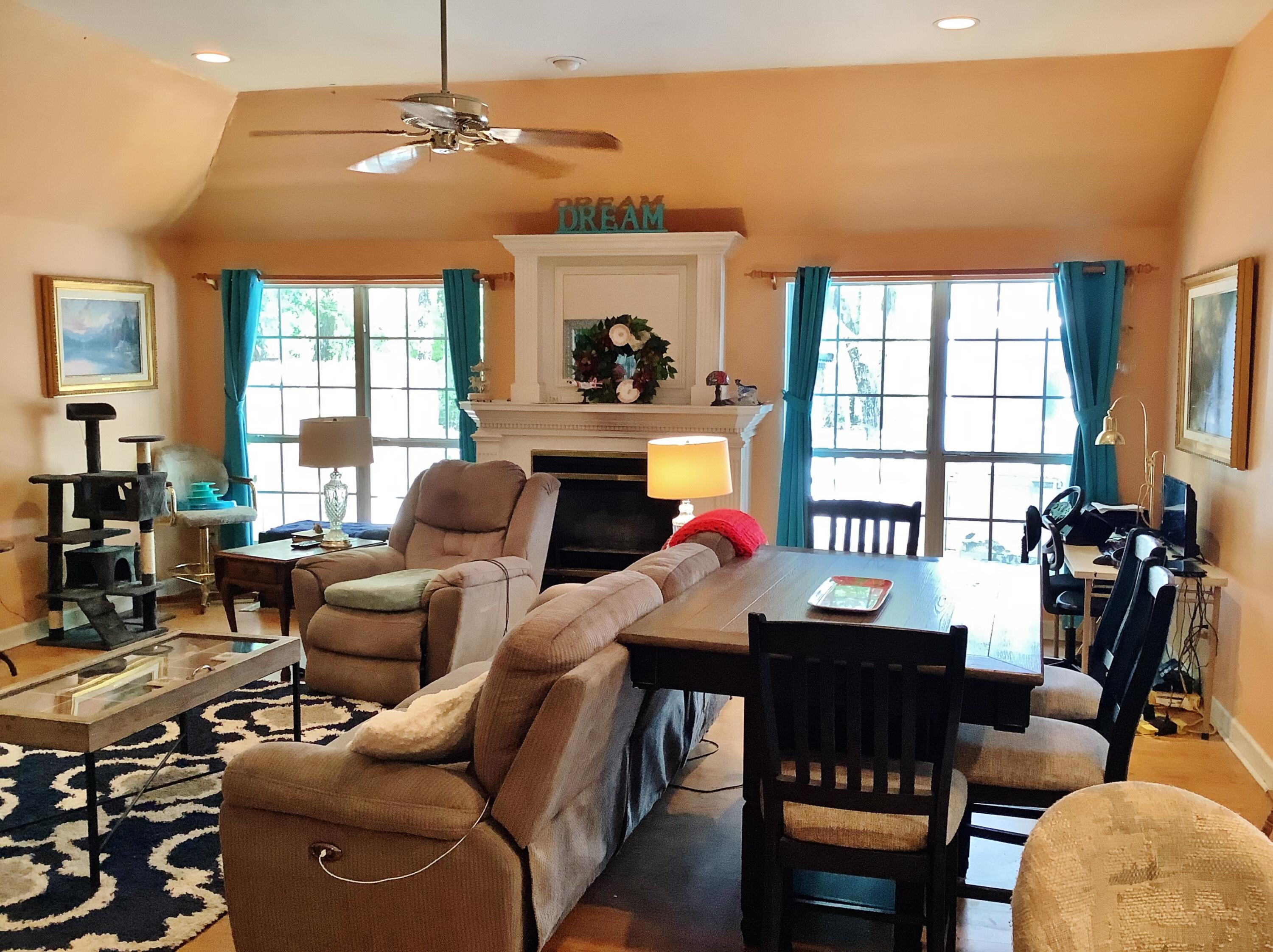 SHIRKS BAYOU - Residential