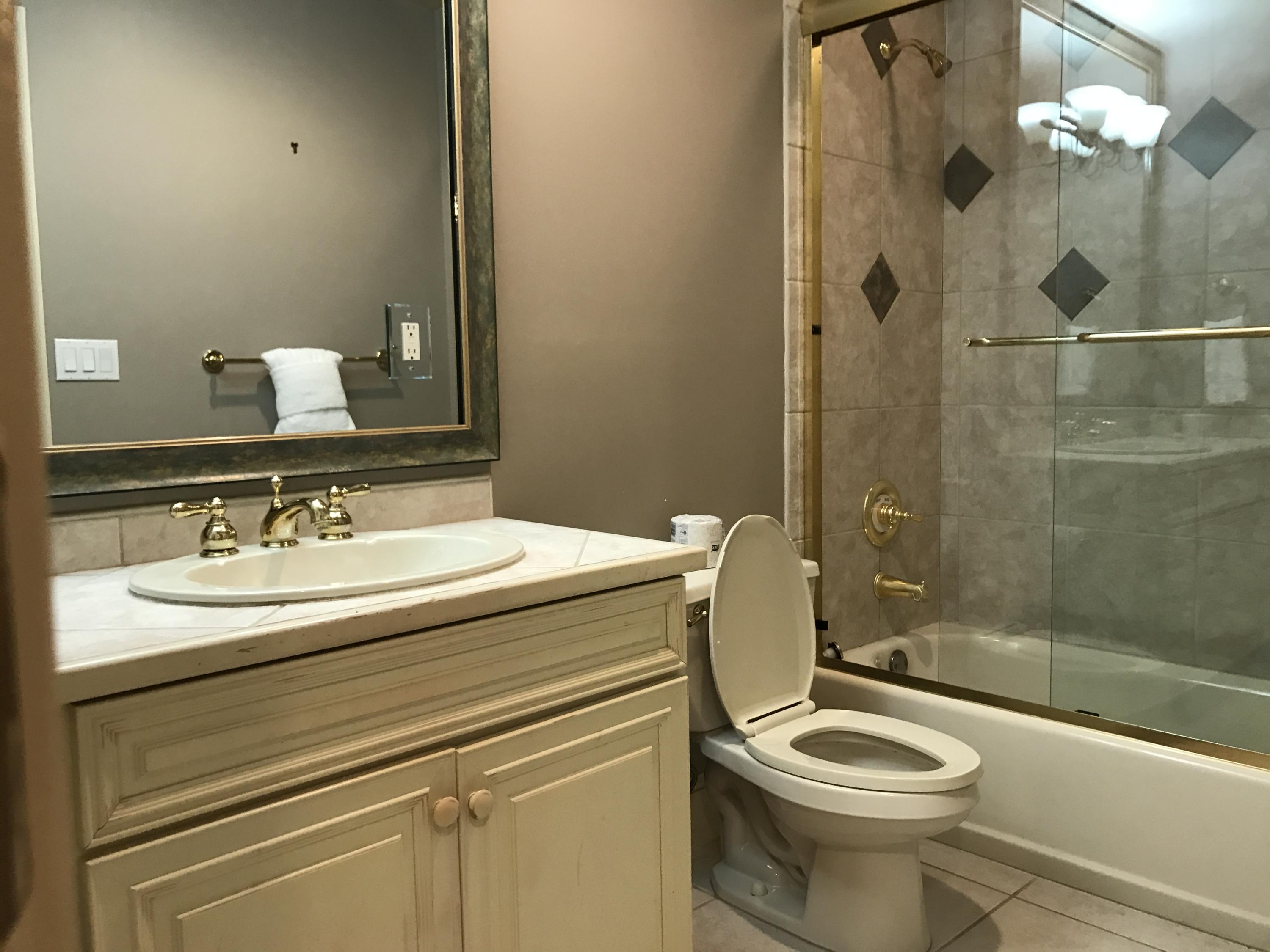 INN AT CRYSTAL BEACH (SUMMERCHASE CONDO) - Residential