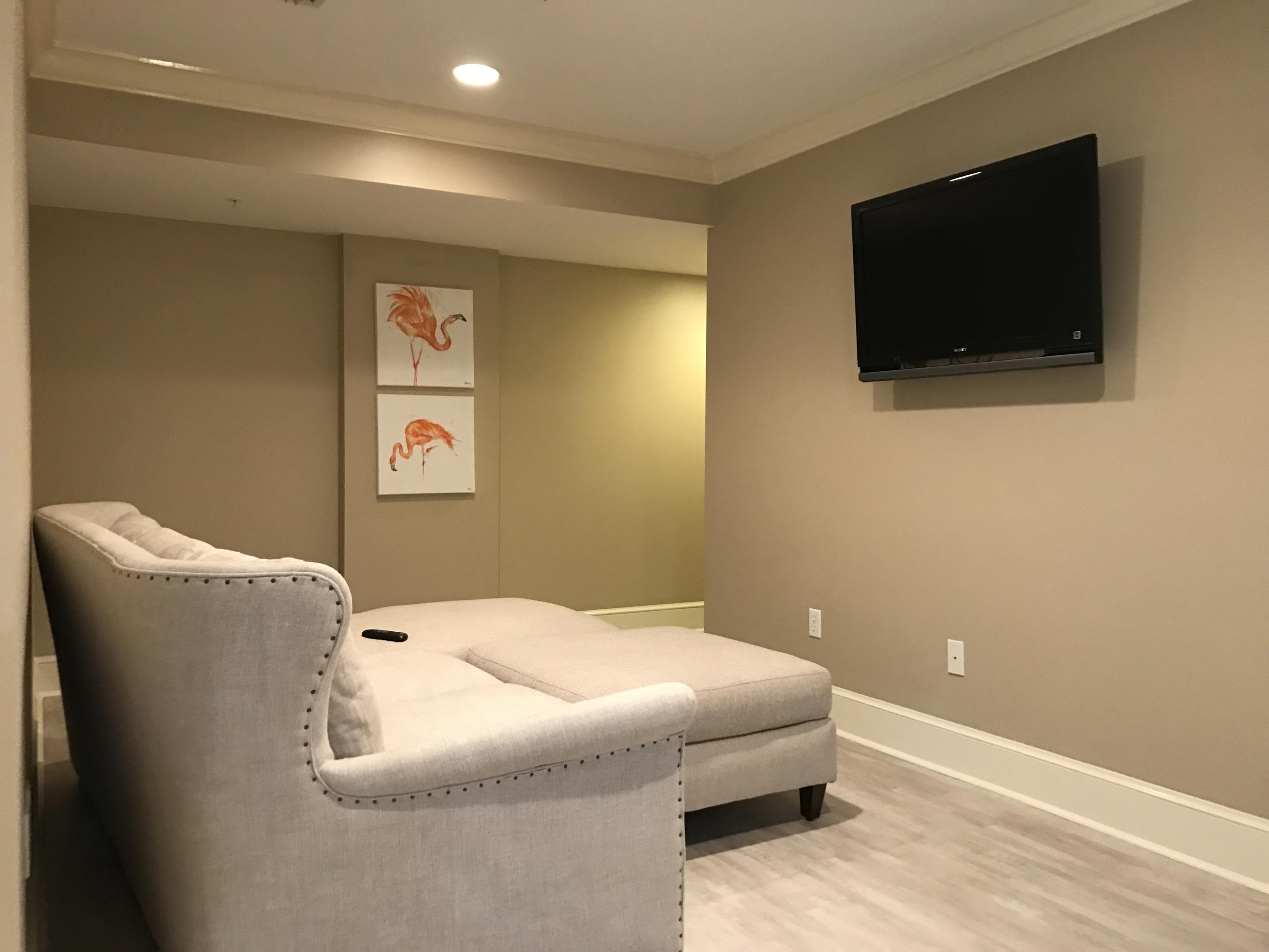 INN AT CRYSTAL BEACH (SUMMERCHASE CONDO) - Residential