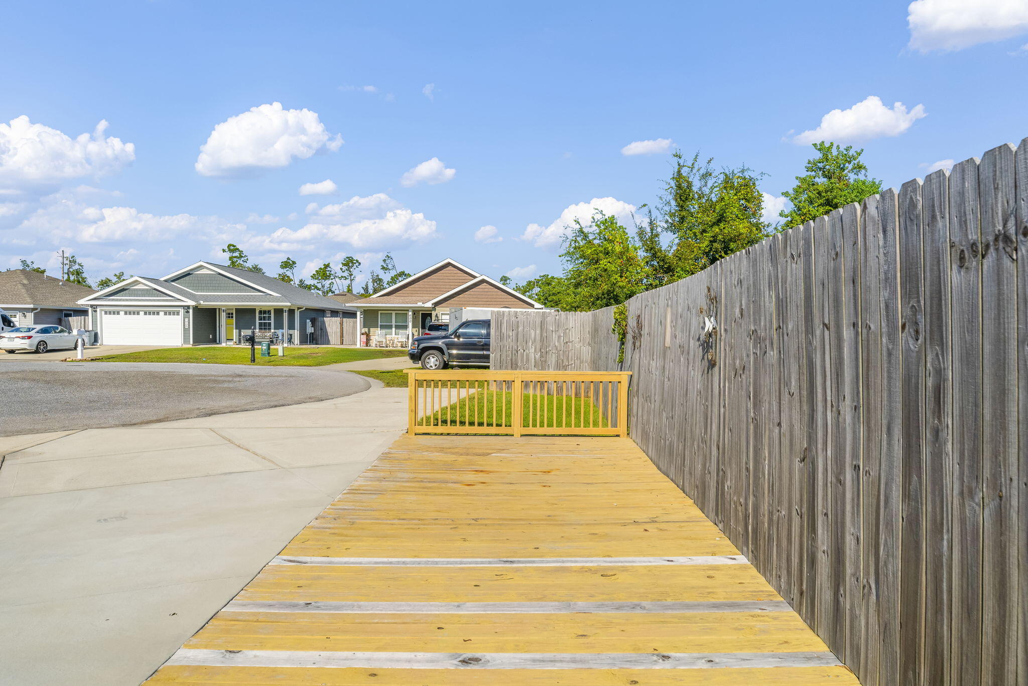 PLANTATION - Residential