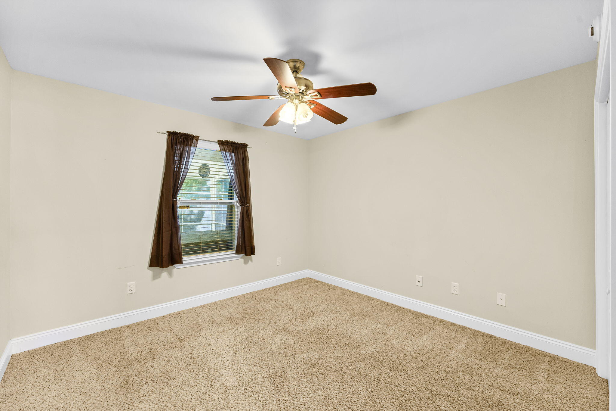 PLANTATION - Residential