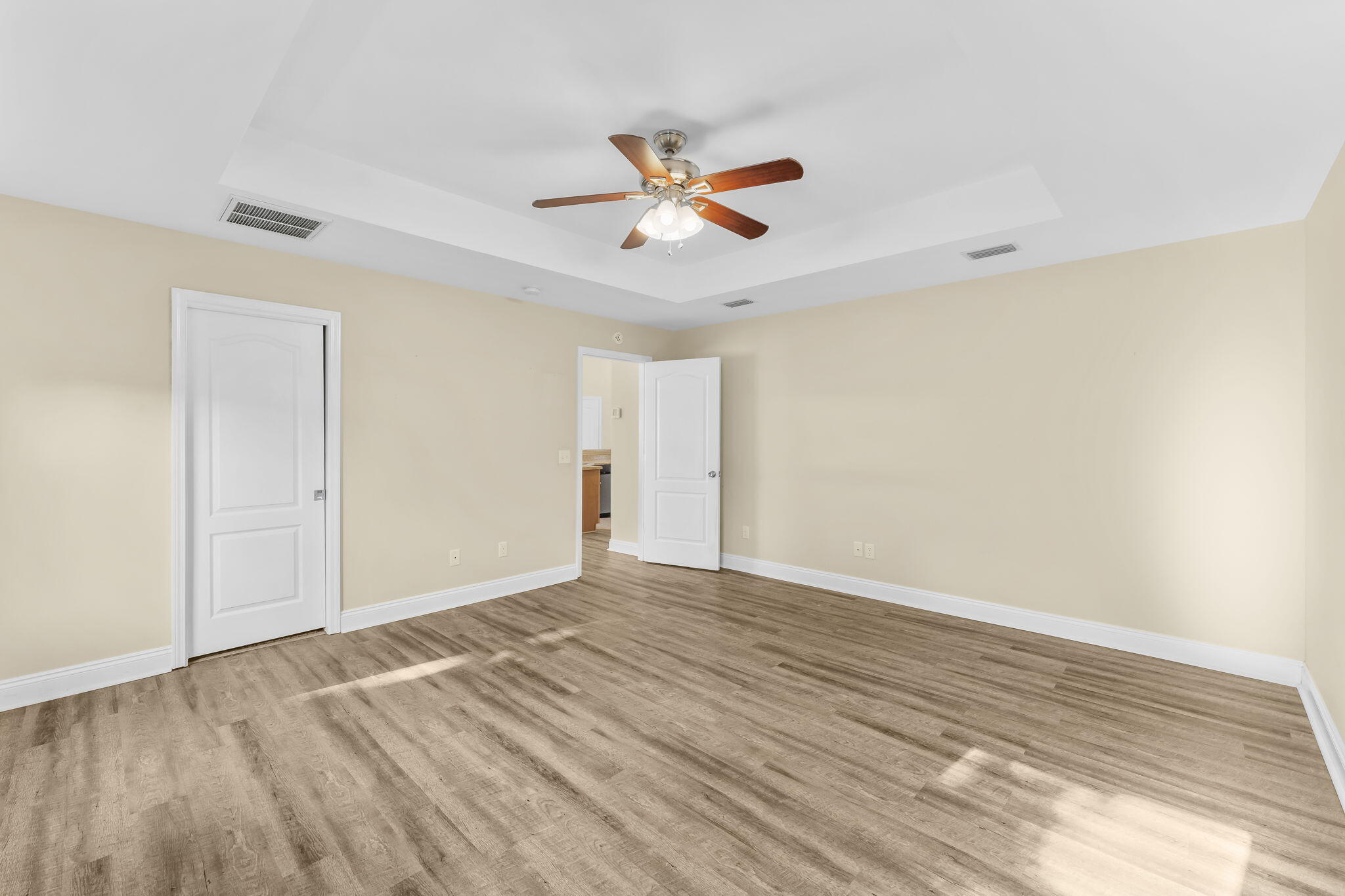 PLANTATION - Residential