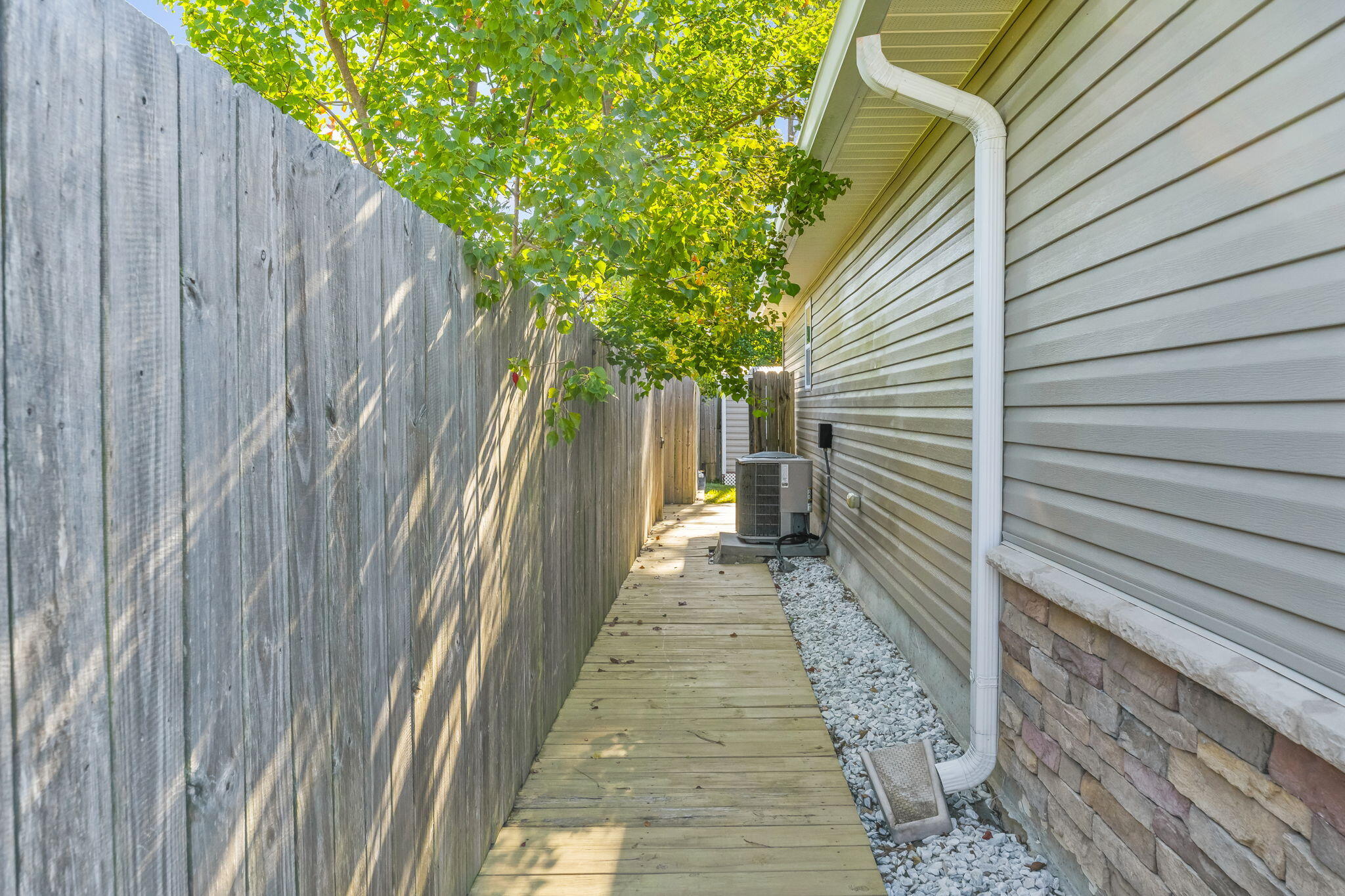 PLANTATION - Residential
