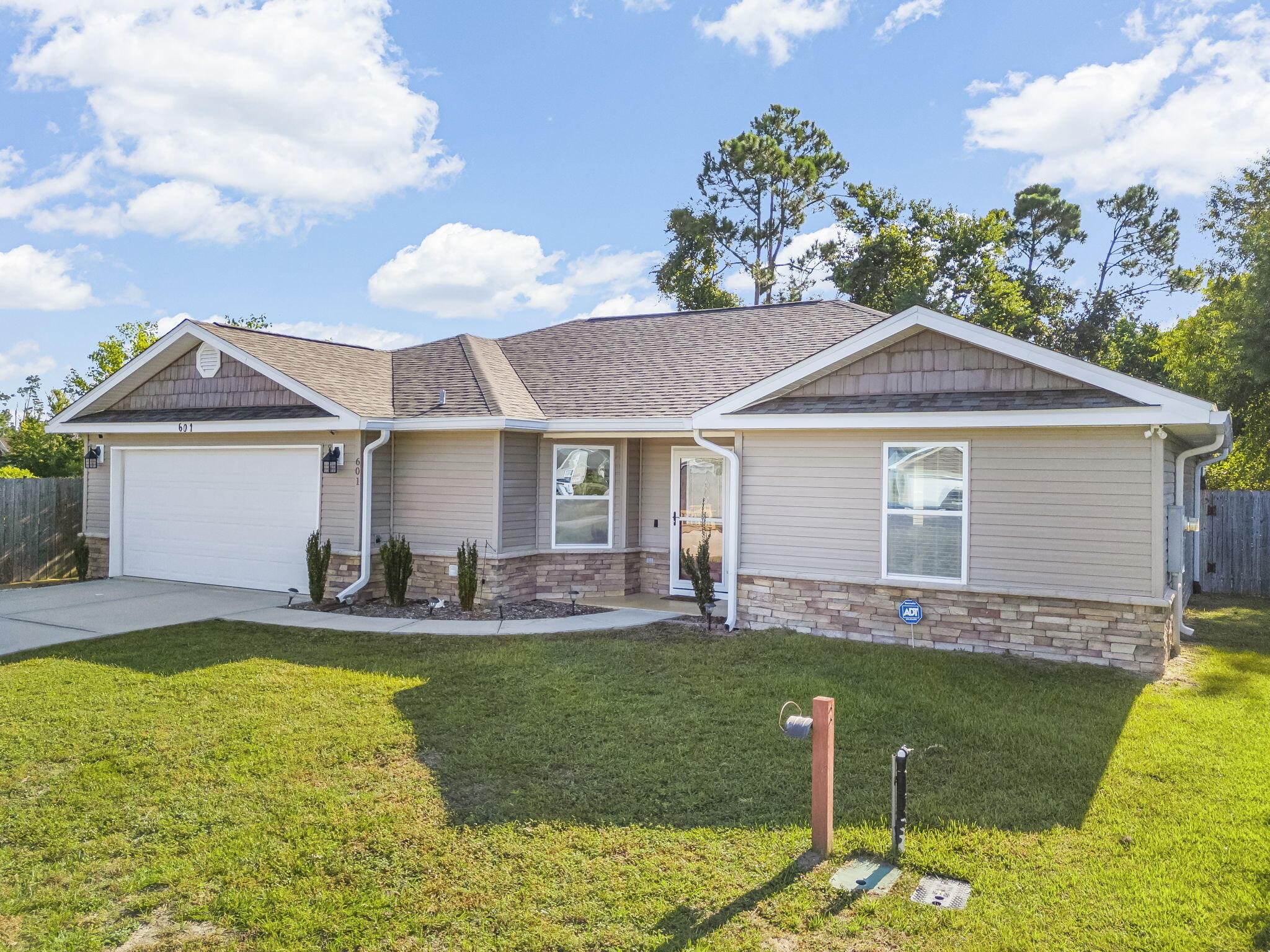 PLANTATION - Residential