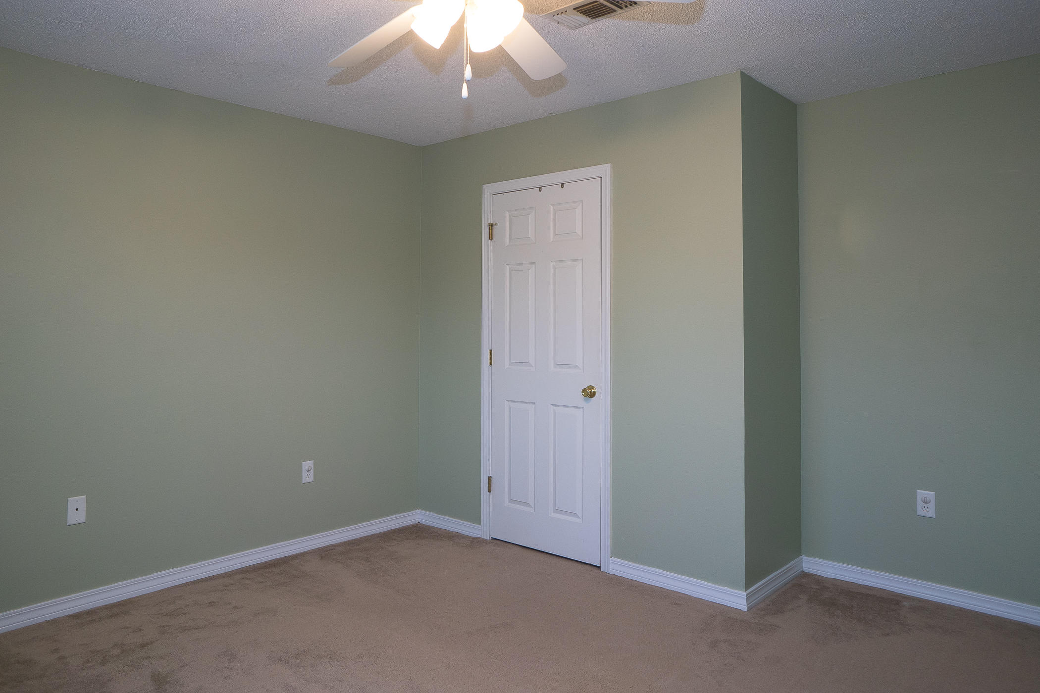 BROOKE ESTATES - Residential