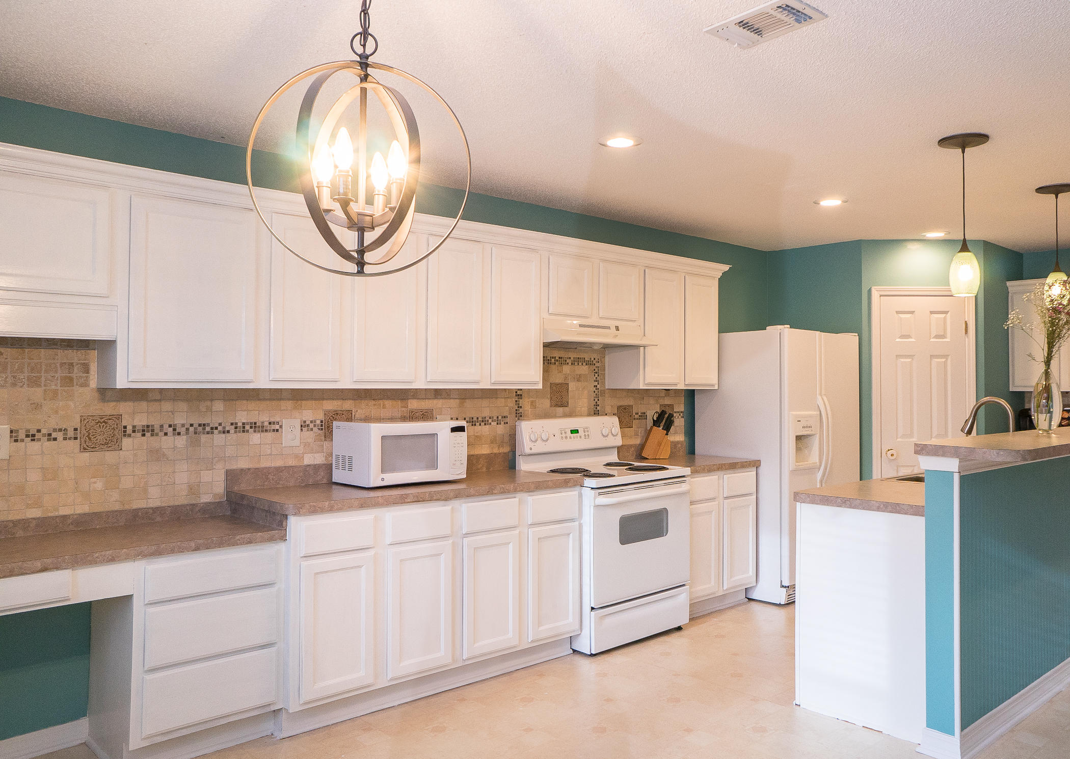 BROOKE ESTATES - Residential