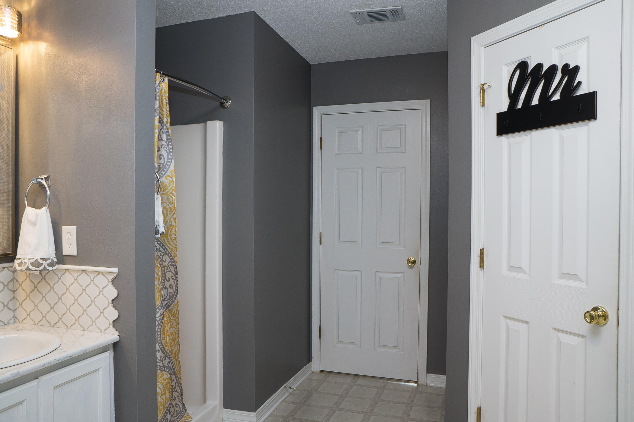 BROOKE ESTATES - Residential