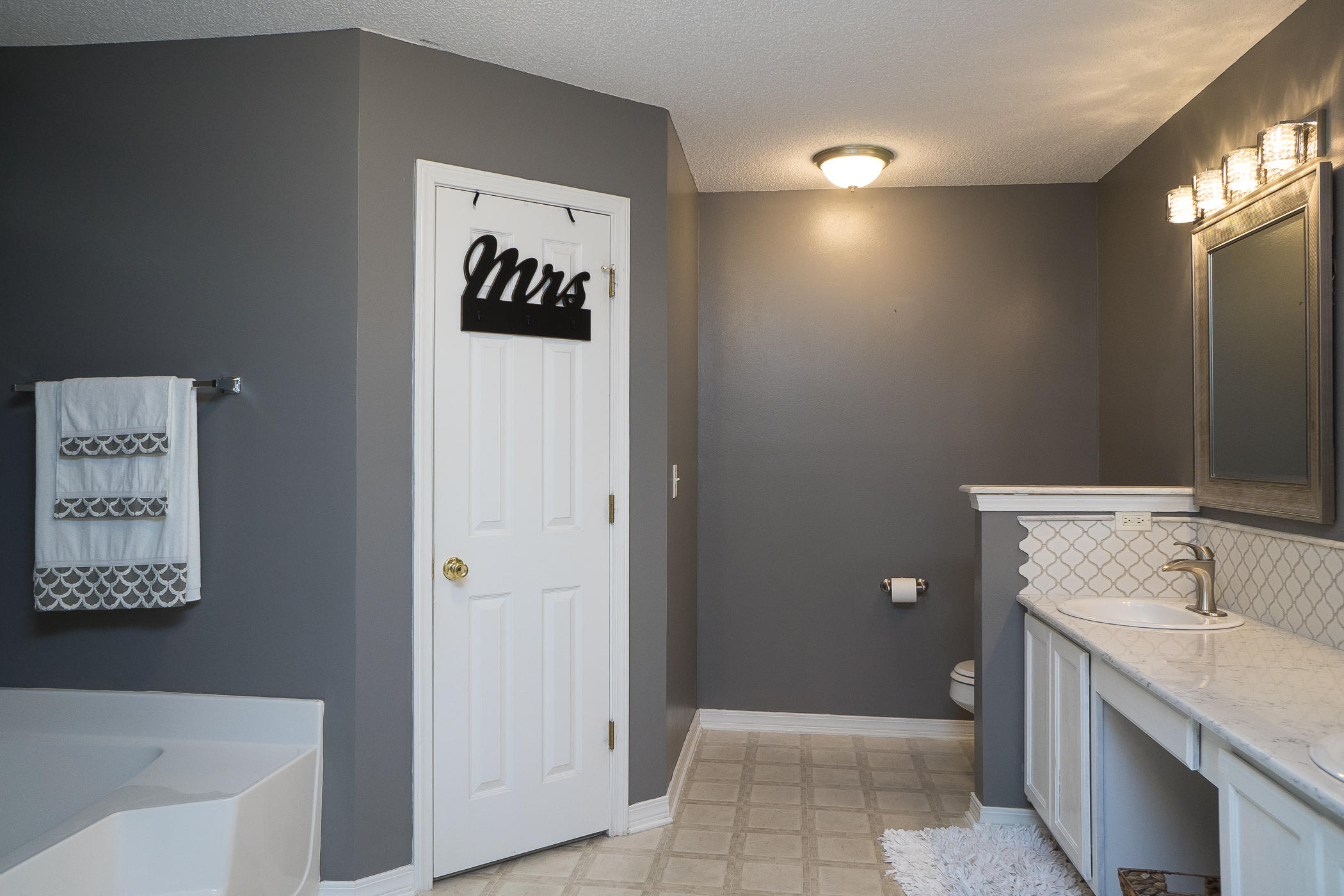 BROOKE ESTATES - Residential