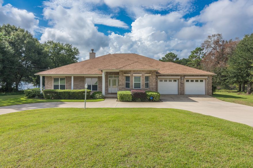 WATERFRONT BEAUTY INSIDE & OUTSIDE, NEW ROOF THIS YEAR, HURRICANE SHUTTERS ON ALL WINDOWS (CAN BE CLOSED FROM INSIDE), CENTRAL VAC SYSTEM, SECURITY SYSTEM, FLORIDA ROOM W/WET BAR AREA OPENS TO COVERED REAR PORCH, KITCHEN & BREAKFAST AREA OPEN TO GREAT ROOM W/FIREPLACE & WATER VIEWS, CHEFS DREAM IN THIS KITCHEN W/LOADS OF CABINETS & BUILT-IN'S, DOUBLE OVEN, SMOOTH TOP STOVE,  BUTLERS PANTRY BETWEEN KITCHEN & DINING AREA, FLEX ROOM OFF THE FOYER , OWNERS BEDROOM HAS WATER VIEW AND BATH BOASTS 2 WALK-IN CLOSETS, DOUBLE VANITY, WALK-IN SHOWER, JETTED SOAKING TUB, ADDITIONAL BEDROOMS AND BATHS ARE GOOD SIZE AS WELL, LOADS OF STORAGE SPACE THROUGH OUT THE HOME, IMMACULATE LANDSCAPING, CIRCLE DRIVE IN FRONT FOR EXTRA PARKING, GENERAC GENERATOR.  CALL TO SEE TODAY!