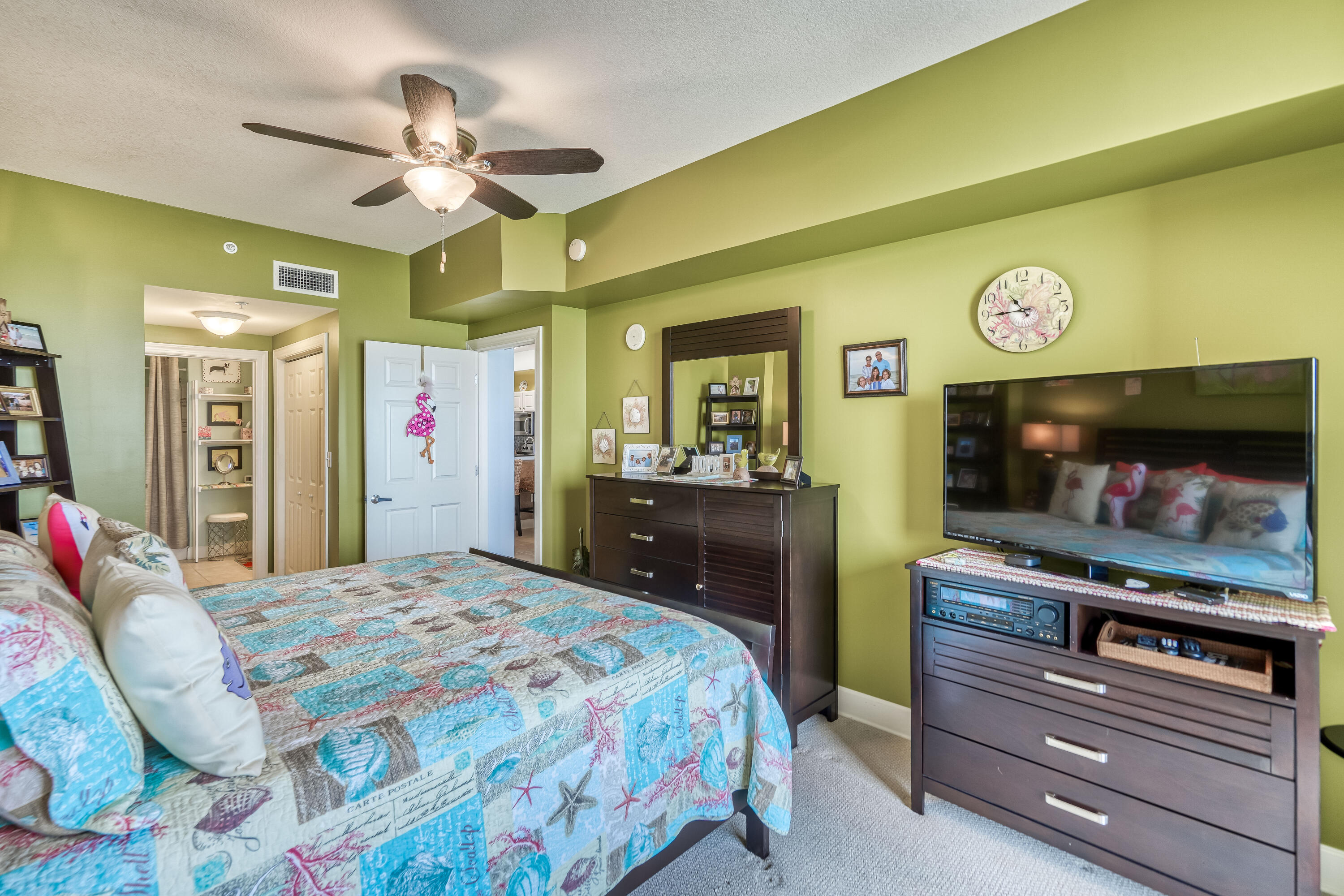 SUNRISE BEACH - Residential