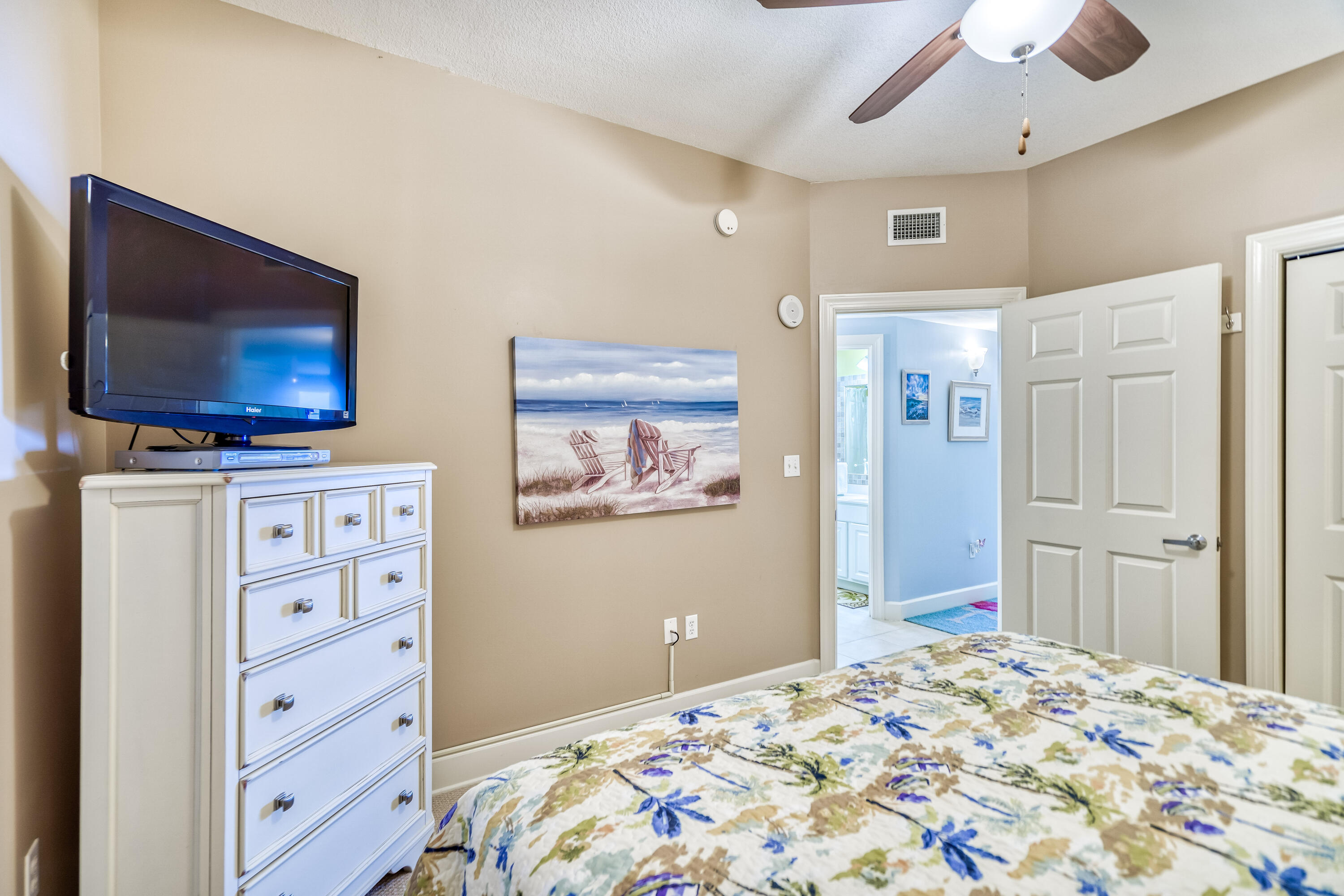 SUNRISE BEACH - Residential