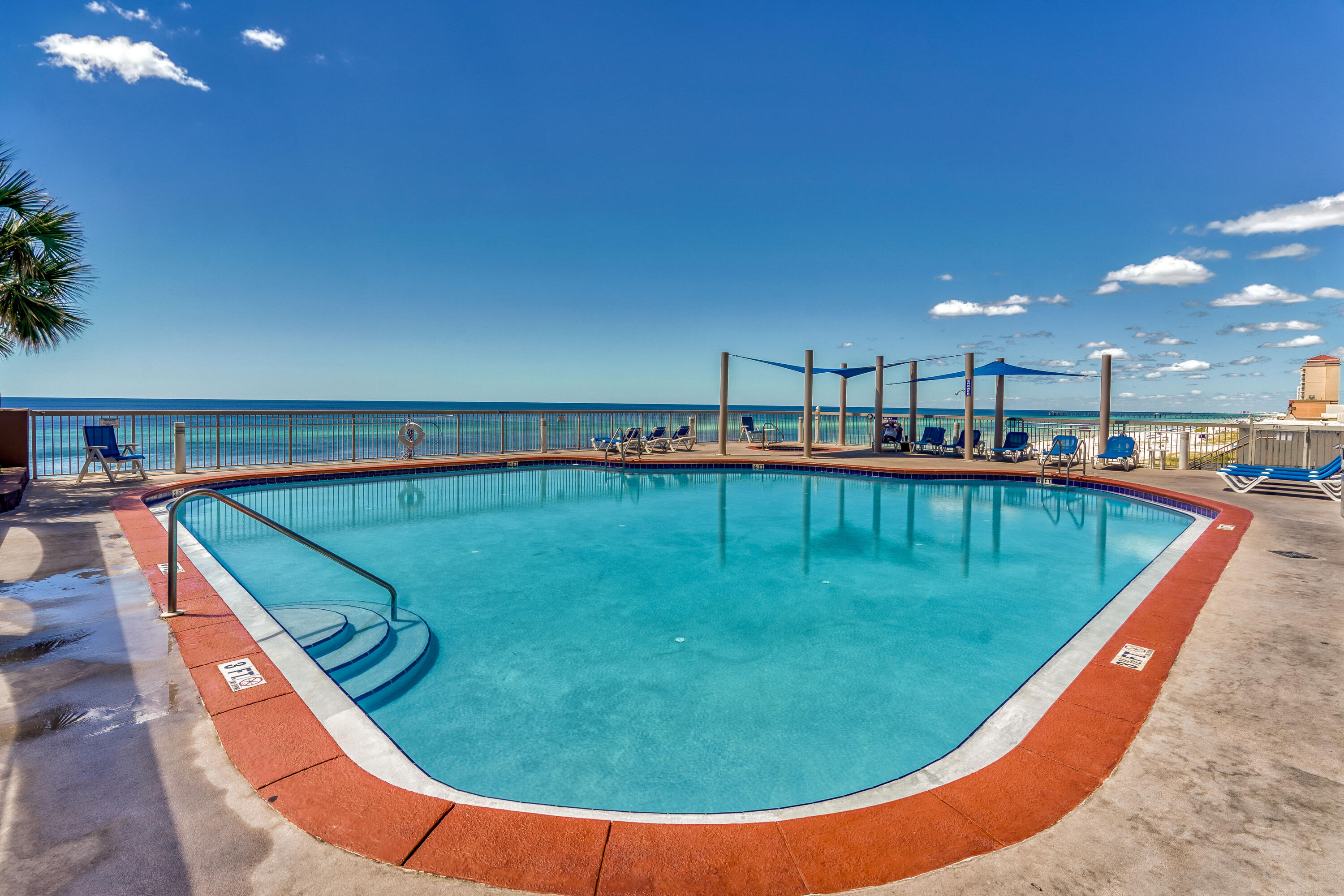 SUNRISE BEACH - Residential
