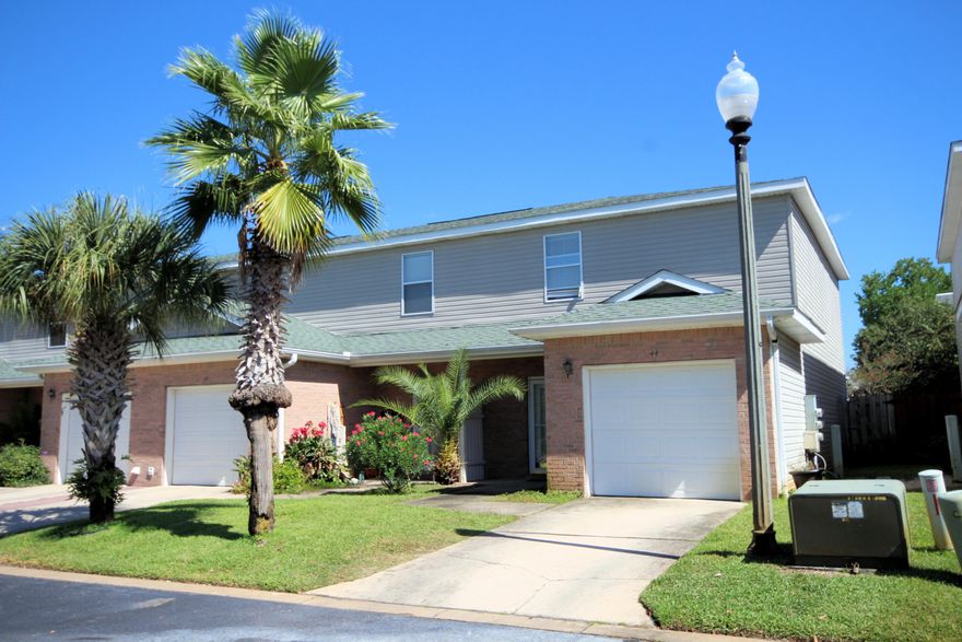FOR RENT OR SALE!!! Best priced 3 Bedroom Townhome in the downtown Destin area! Don't miss out on this, end unit, well taken care of home. Condo features include well manicured back lawn (HOA Maintains), wood floors, fresh paint, and a large breakfast bar opening into the living and dining area. Don't forget this townhome also has a single car garage and a community pool. Why wait? Call me to make this place home!