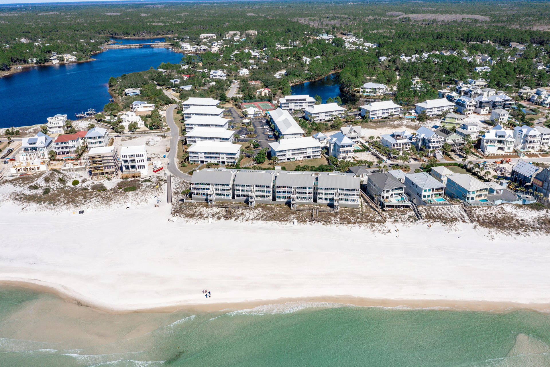 BEACHSIDE VILLAS CONDO - Residential