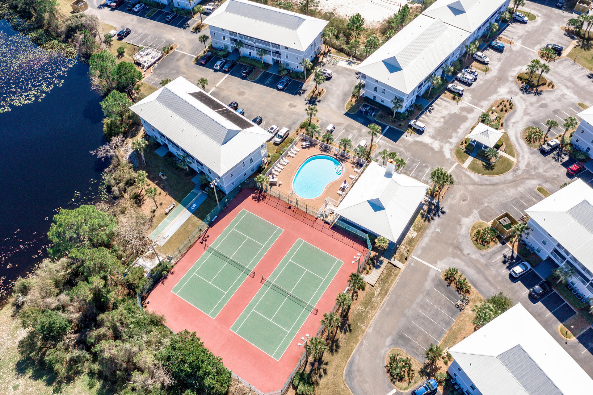 BEACHSIDE VILLAS CONDO - Residential