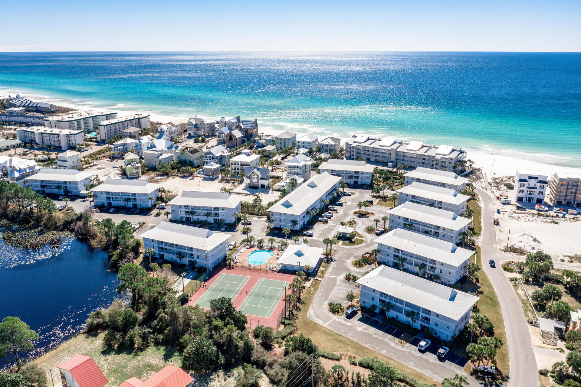 BEACHSIDE VILLAS CONDO - Residential