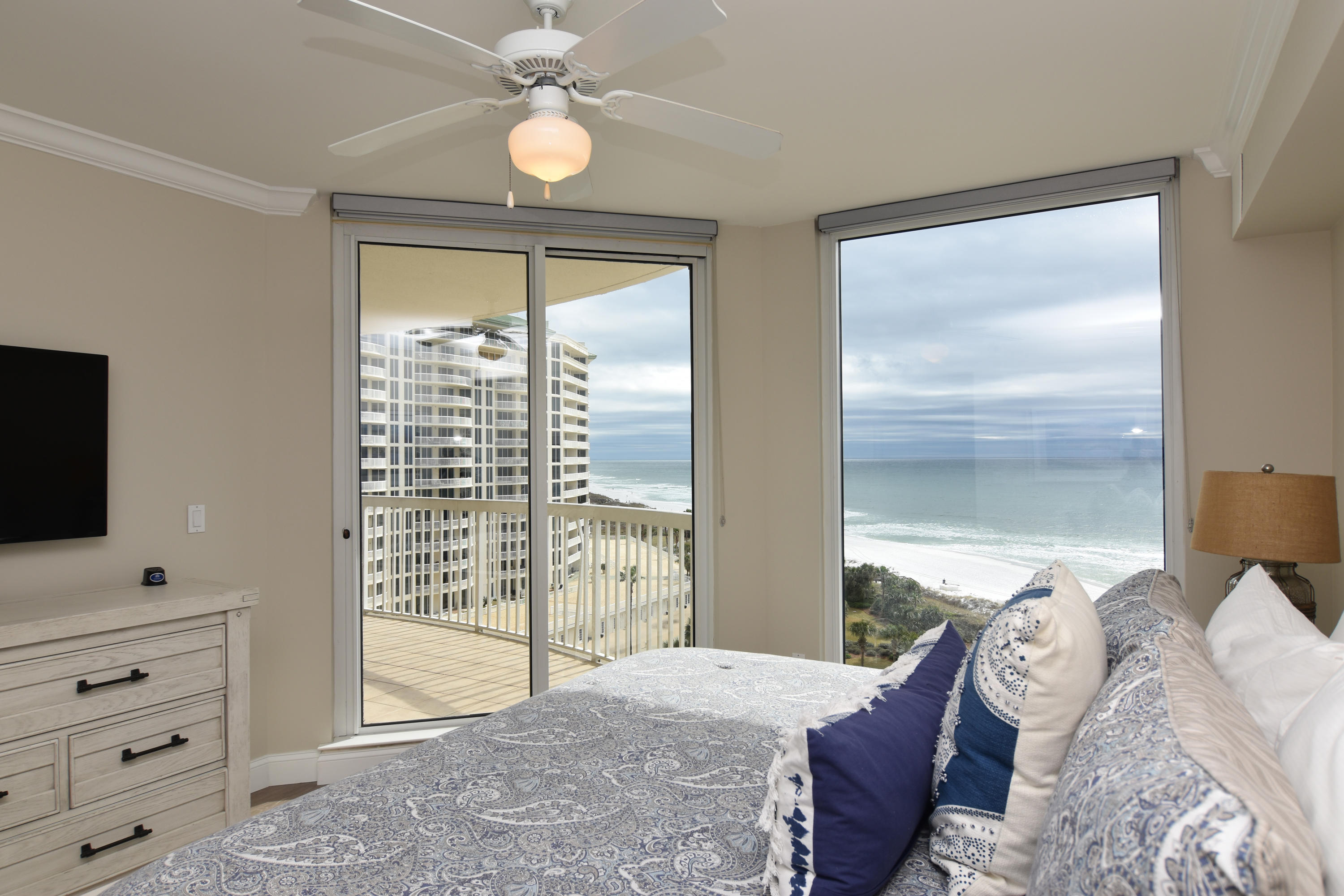 ST. MAARTEN AT SILVER SHELLS - Residential