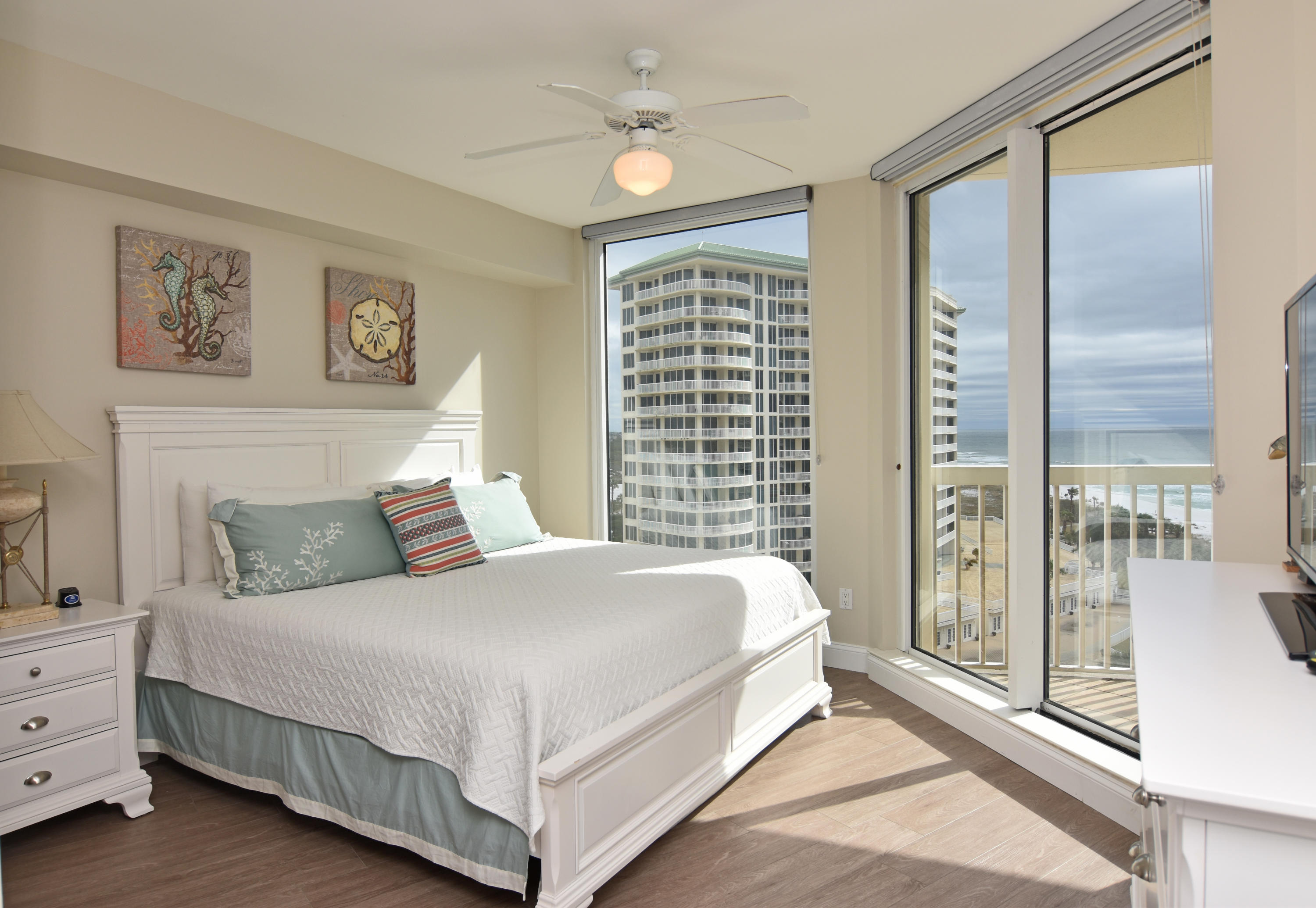 ST. MAARTEN AT SILVER SHELLS - Residential