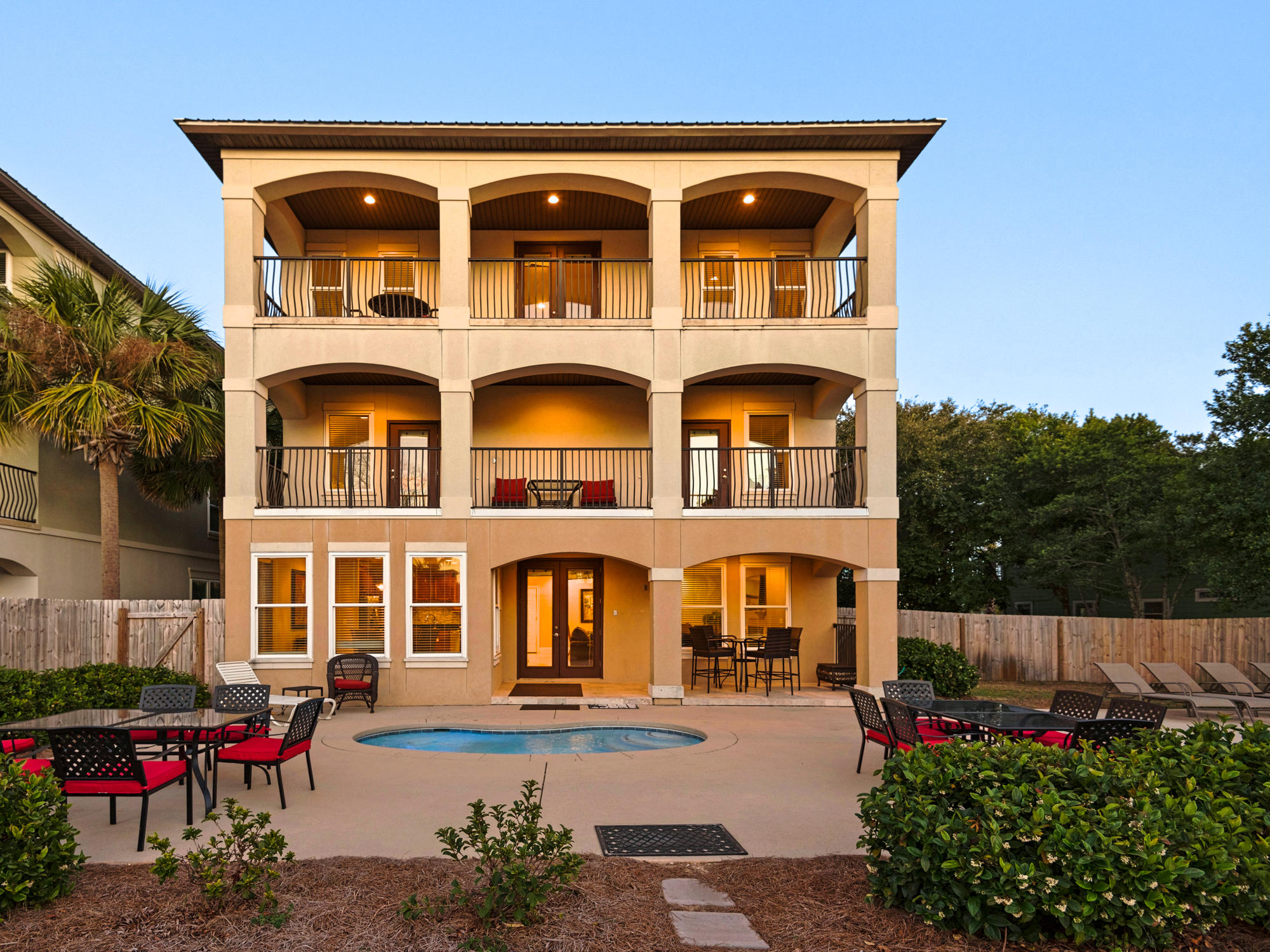 CRYSTAL BEACH - Residential