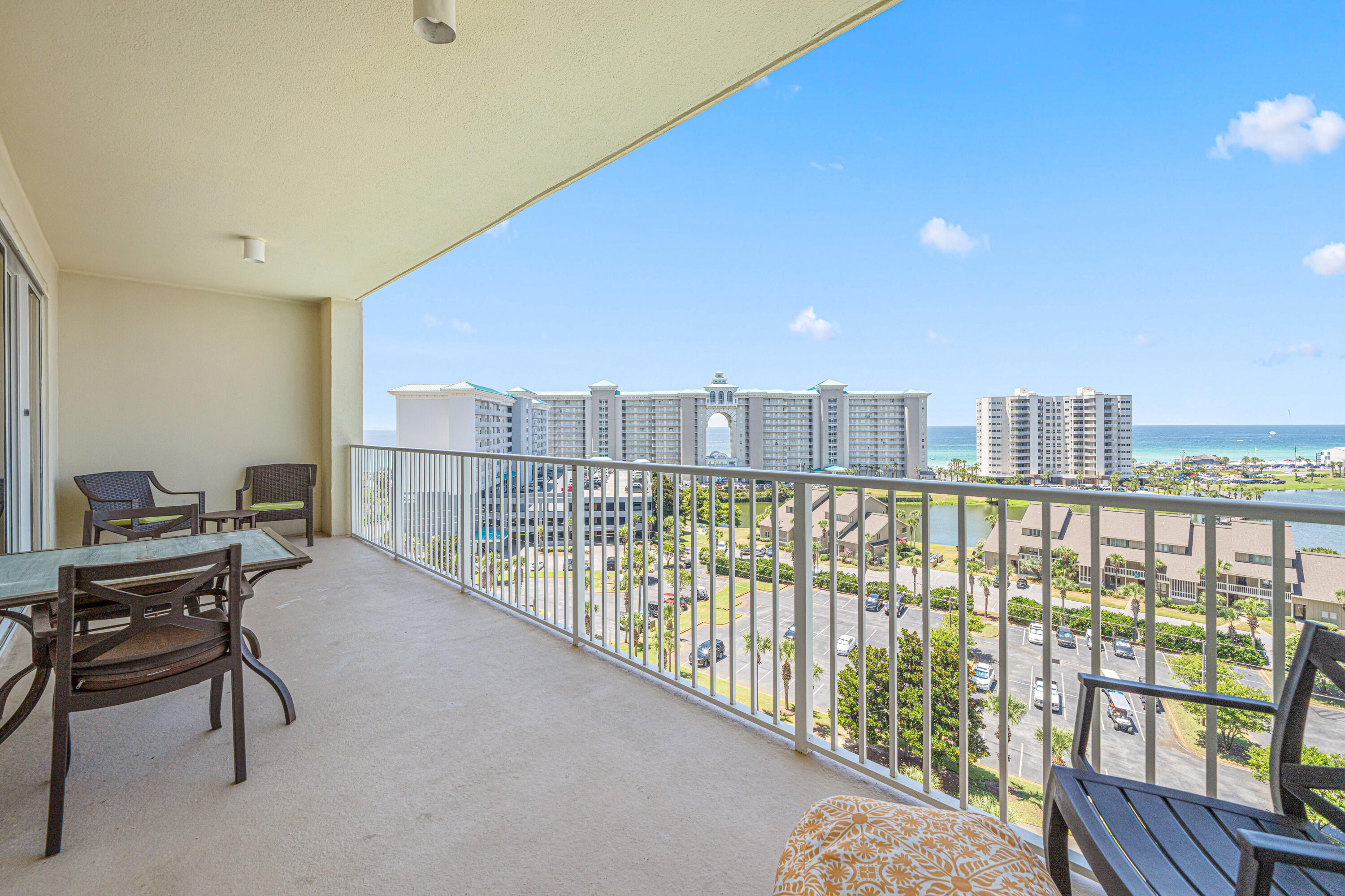 ARIEL DUNES II - Residential
