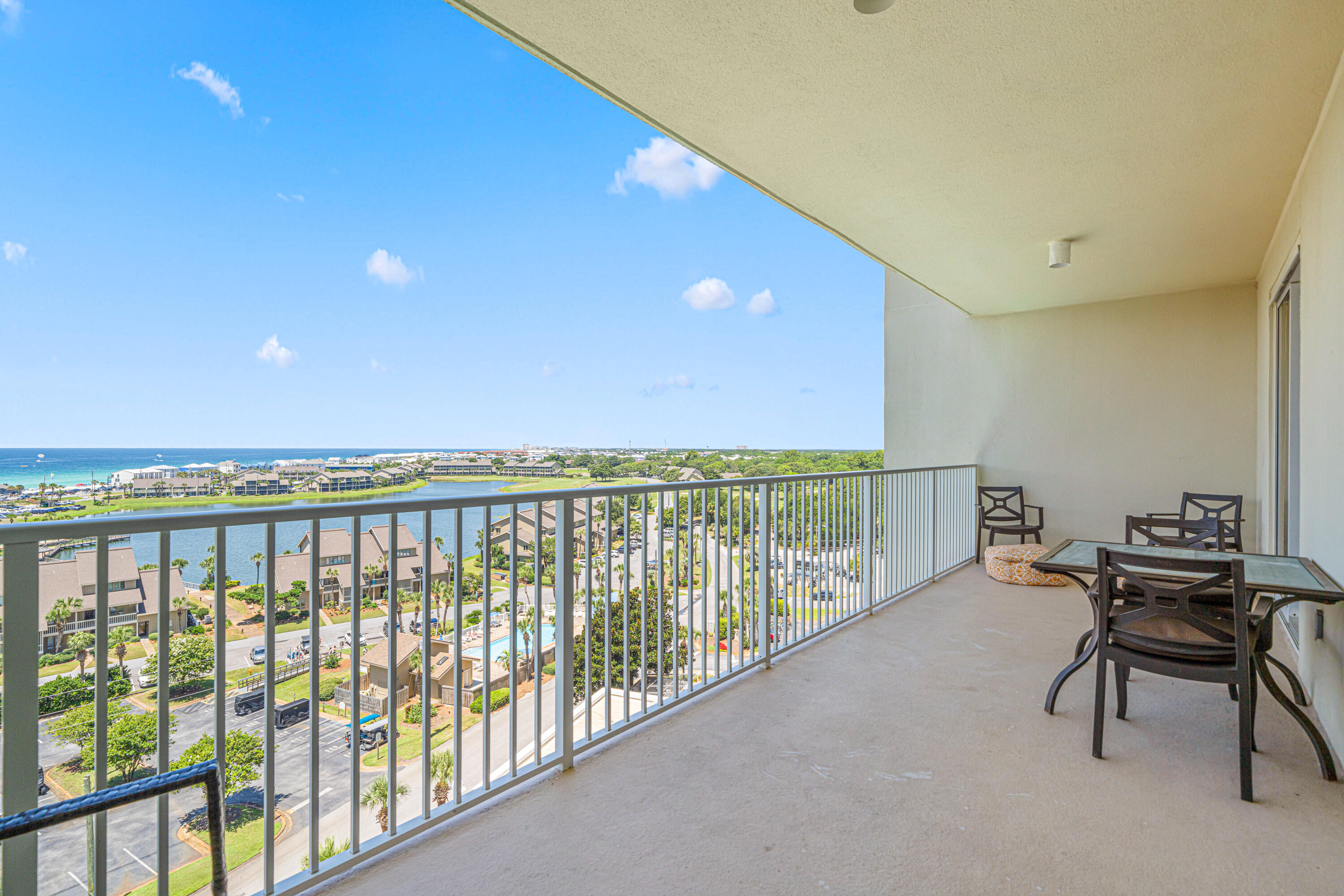 ARIEL DUNES II - Residential