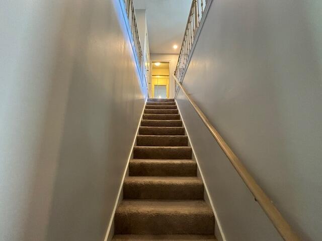 LAKE POINTE - Residential Lease