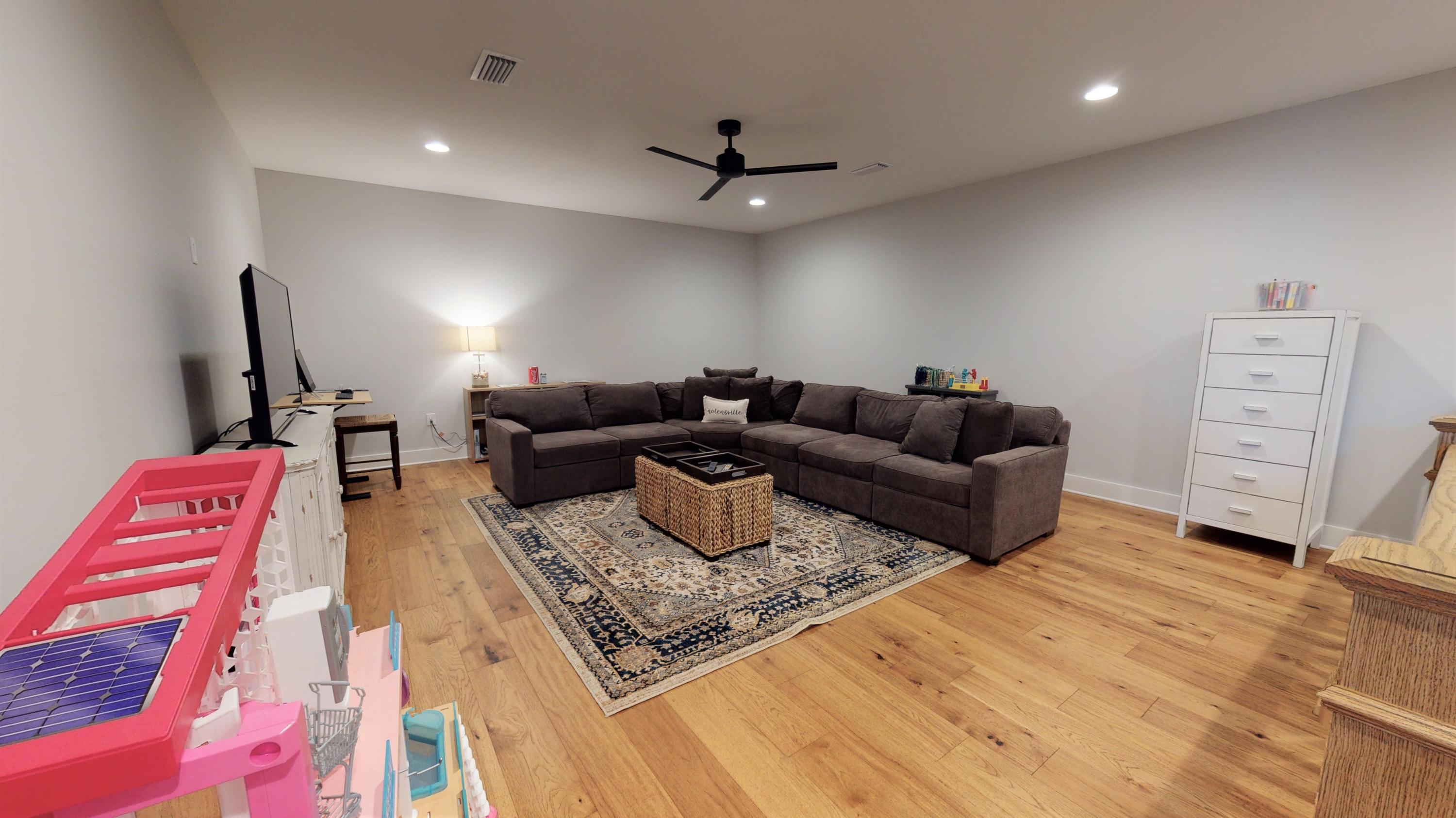 DEER MOSS CREEK - Residential