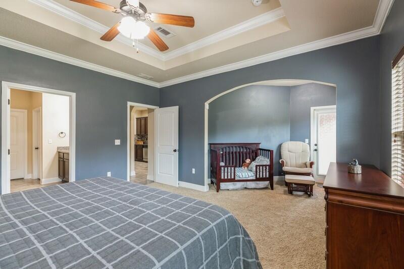 BROWNSTONE MANOR - Residential