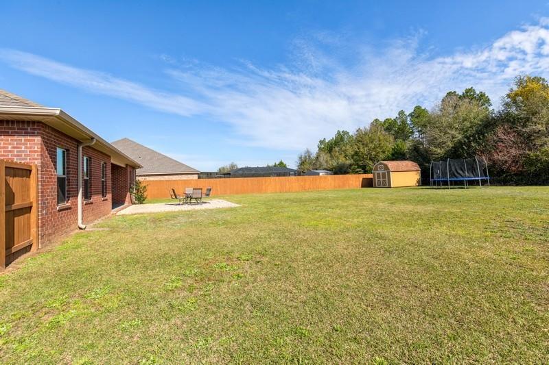 BROWNSTONE MANOR - Residential