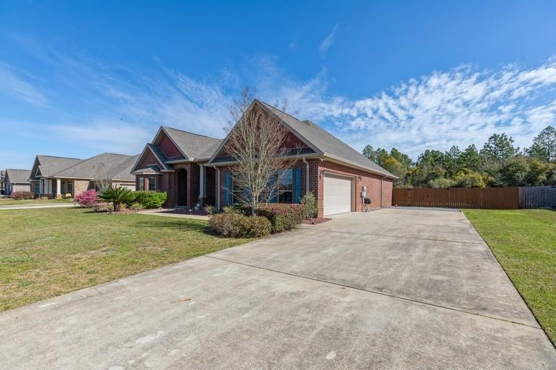 BROWNSTONE MANOR - Residential