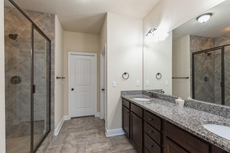 BROWNSTONE MANOR - Residential