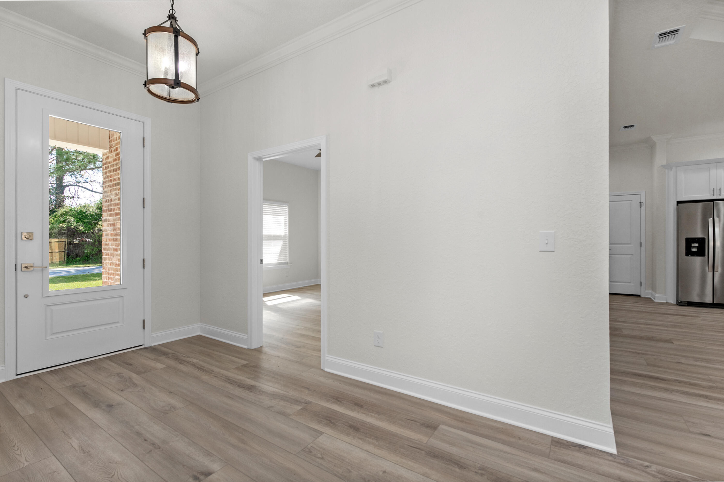CRESCENT SHORES - Residential