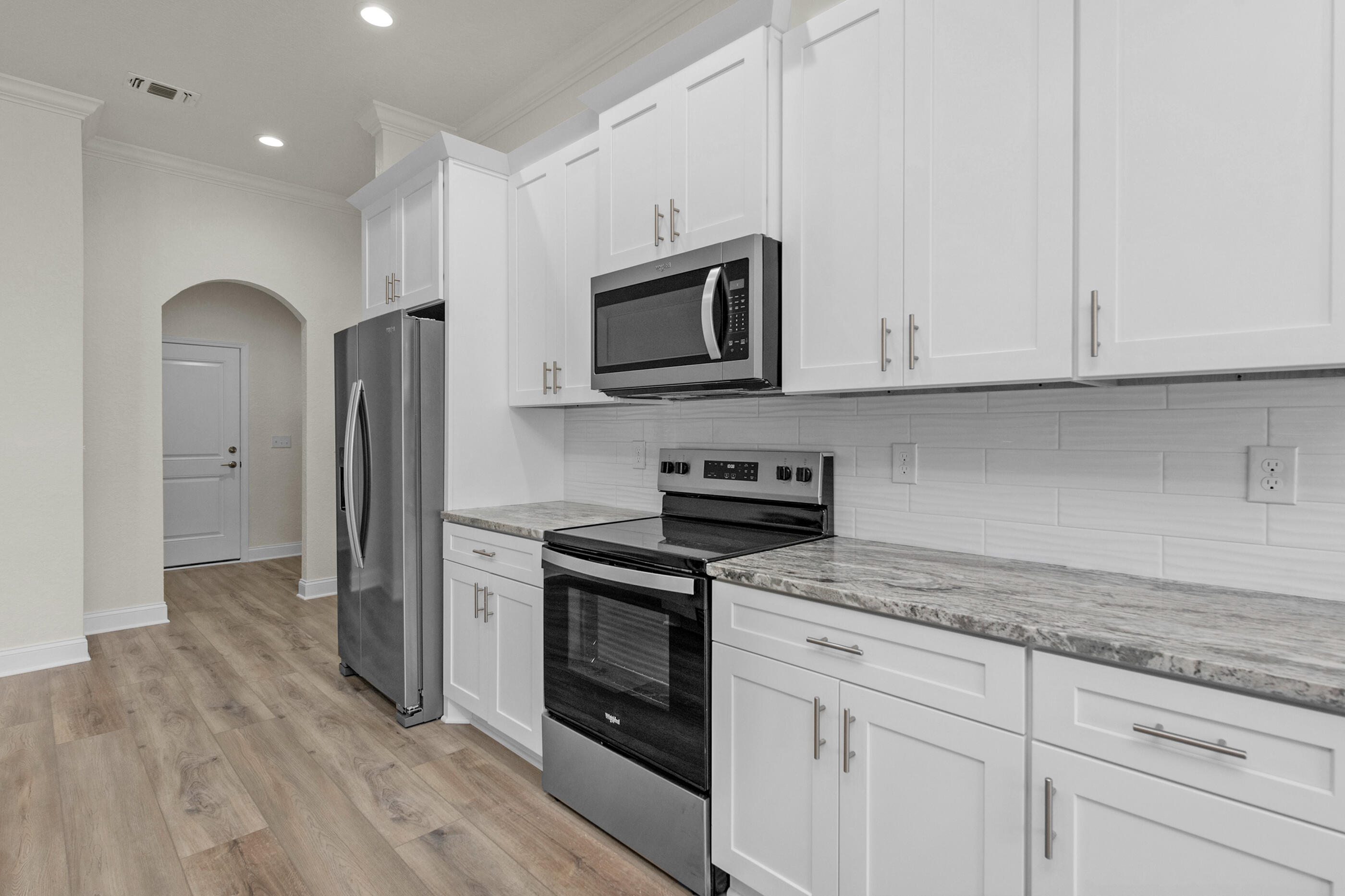 CRESCENT SHORES - Residential