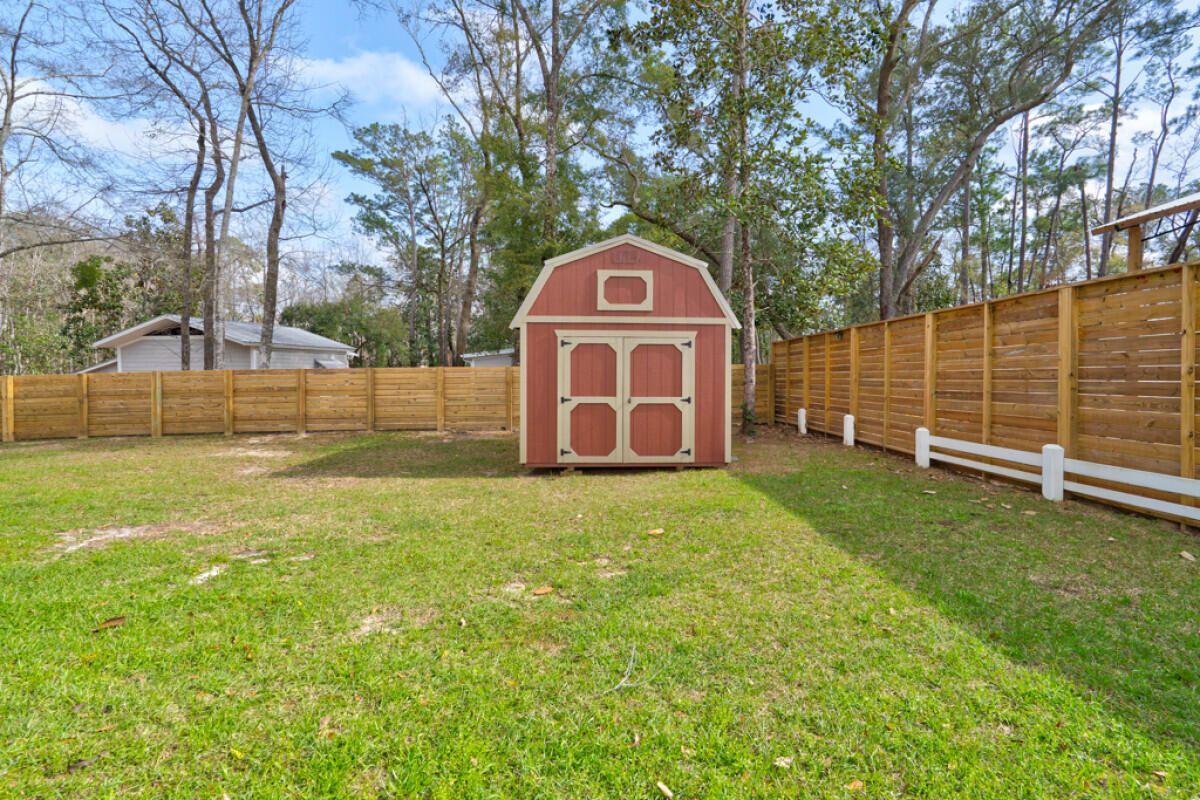 LAGRANGE SHORES - Residential
