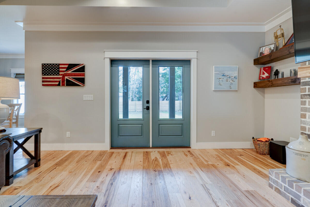 LAGRANGE SHORES - Residential
