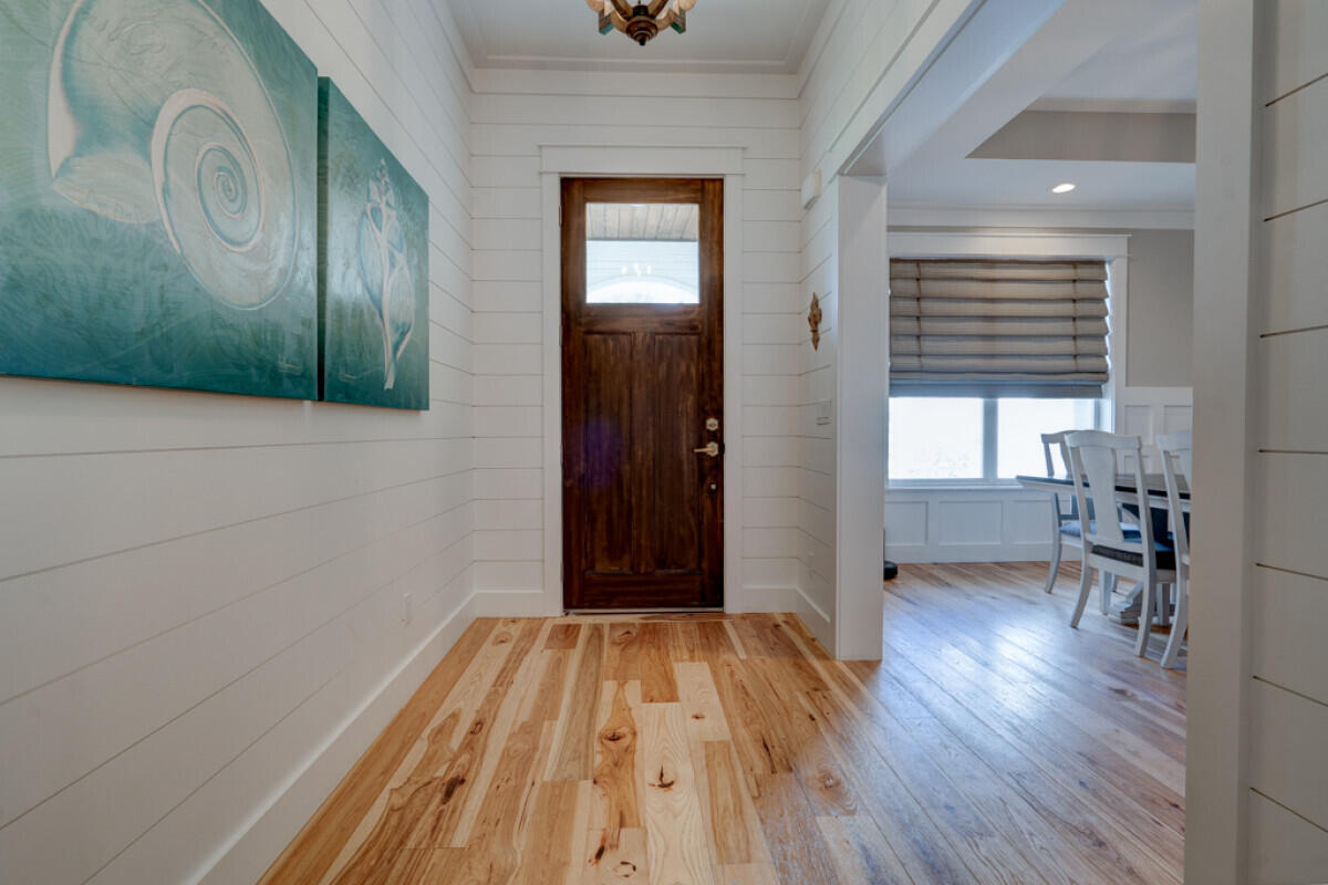 LAGRANGE SHORES - Residential
