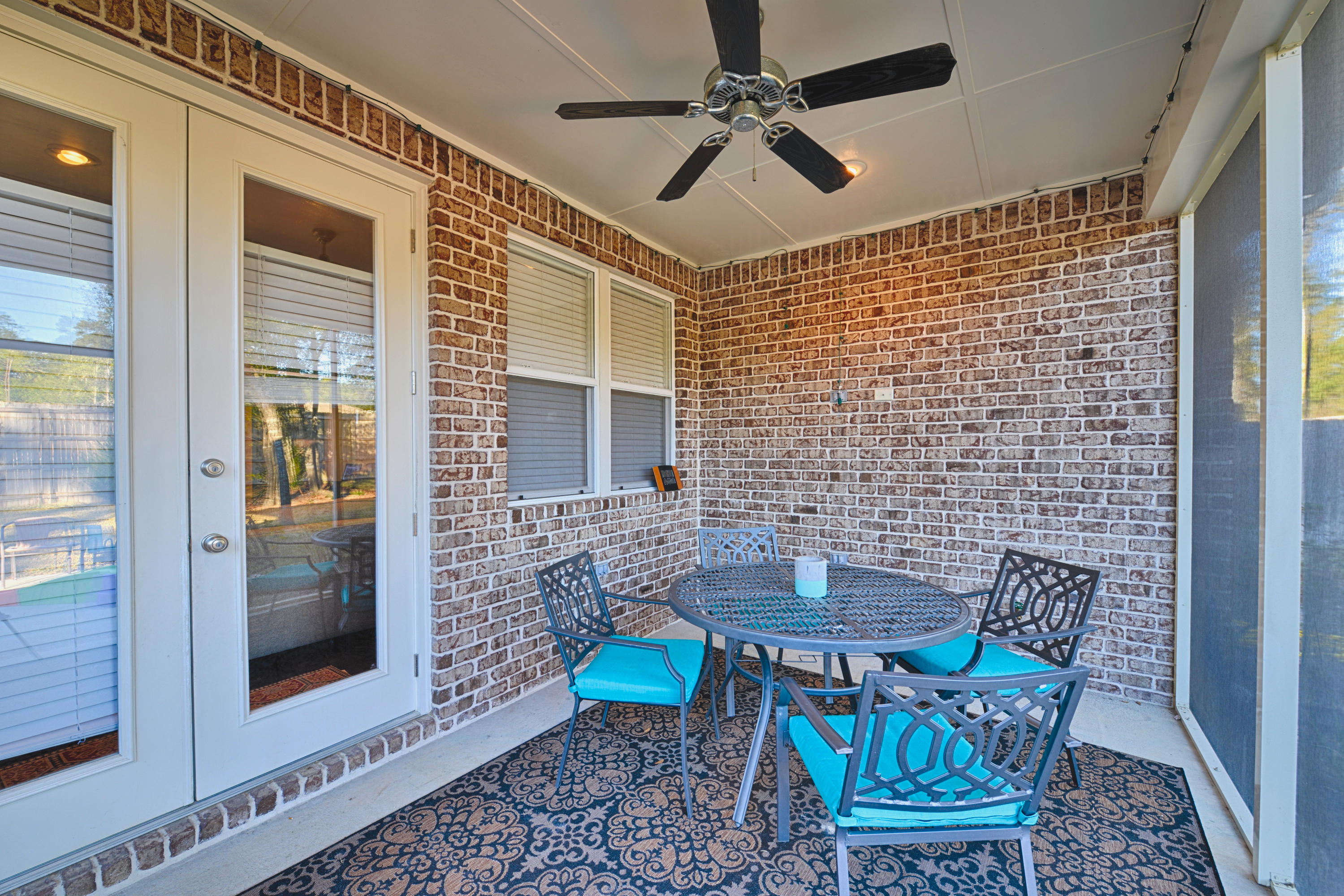 ARROWHEAD - Residential