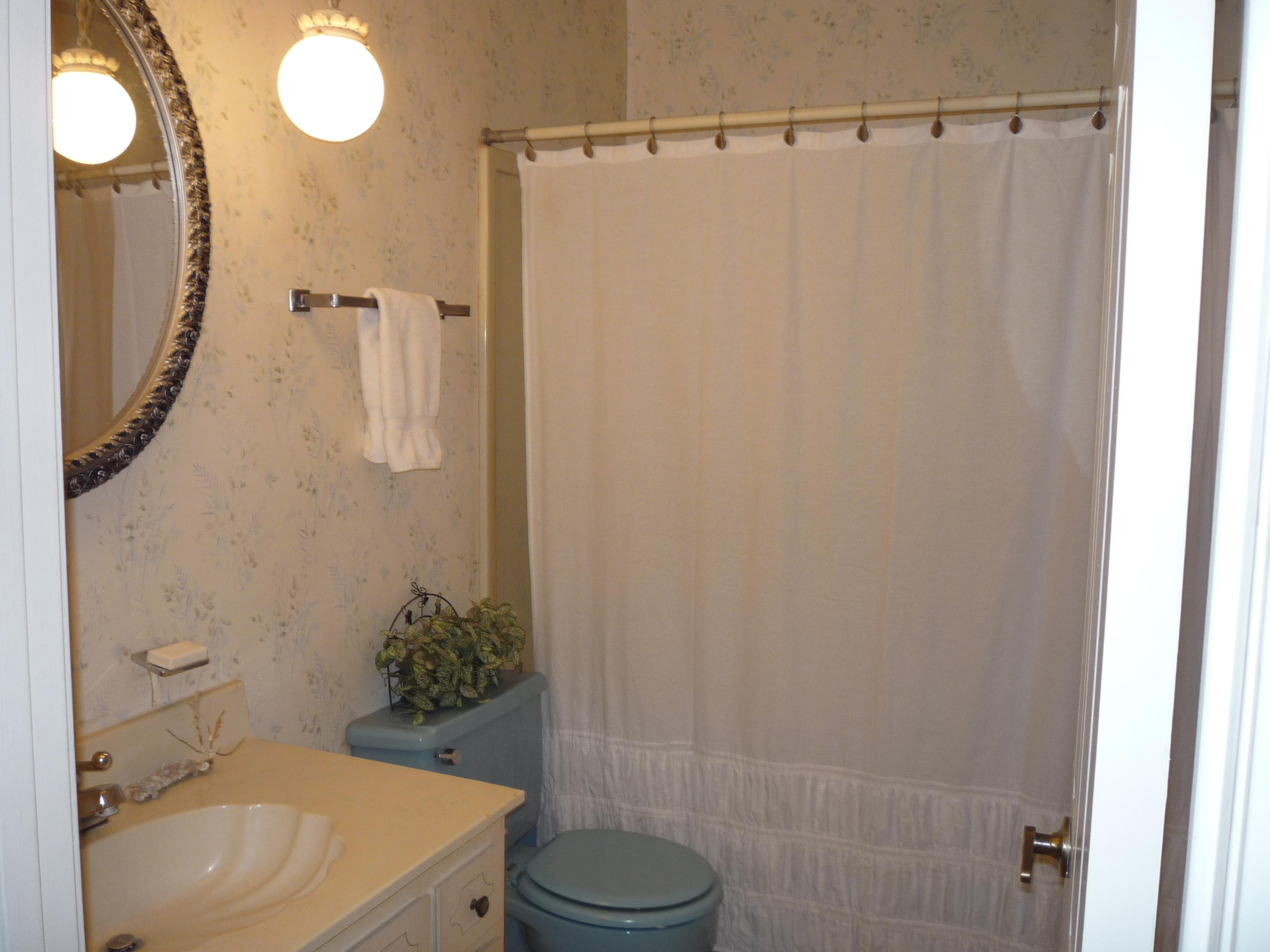 DONLABROOK GARDYNS - Residential