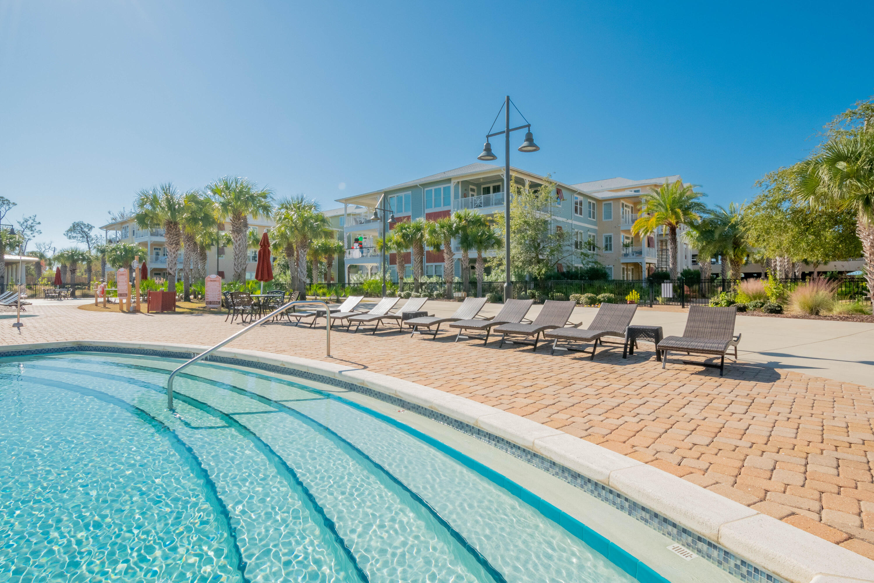 ISLAND RESERVE - Residential