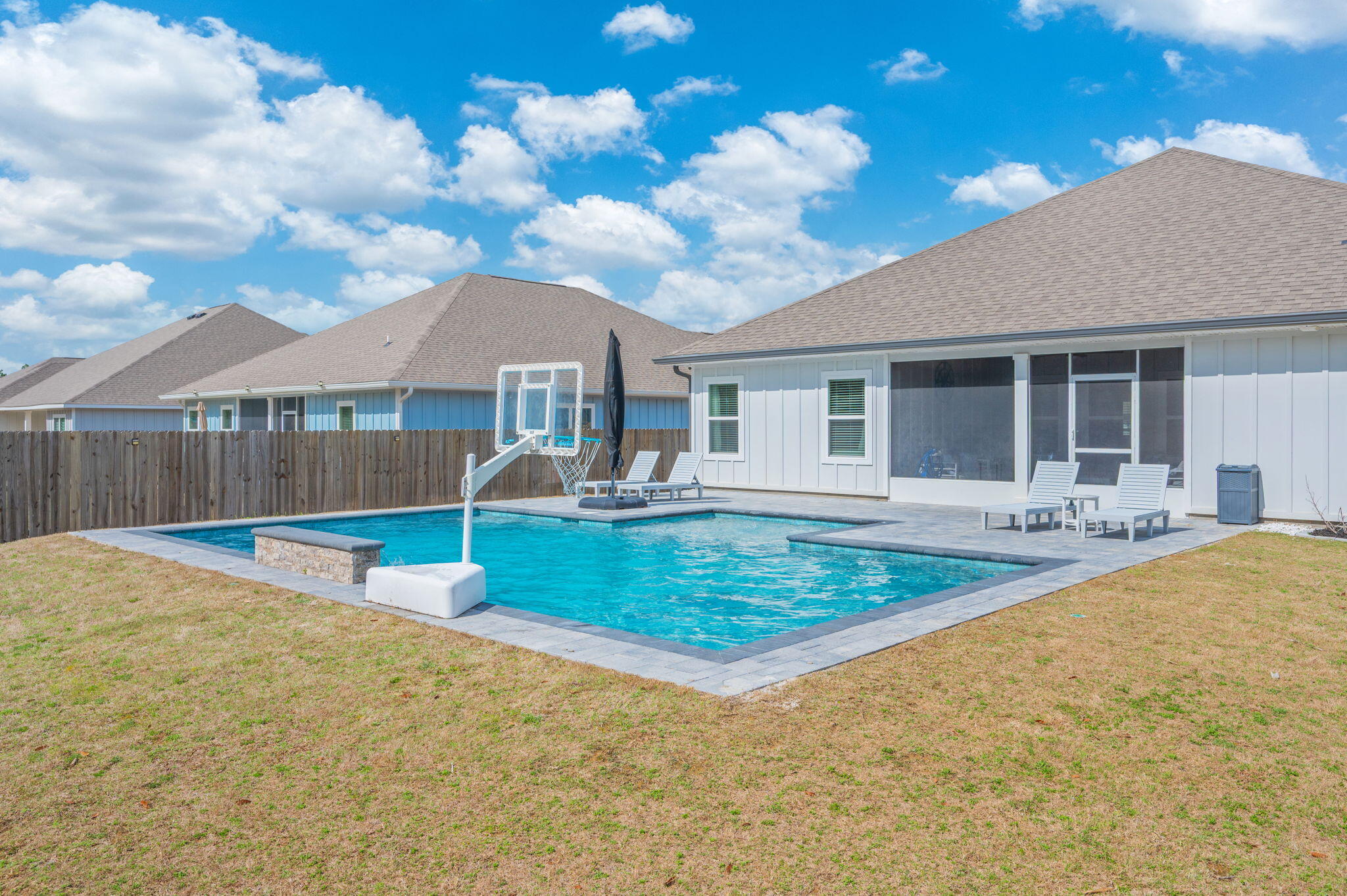 HILLWOOD ESTATES - Residential