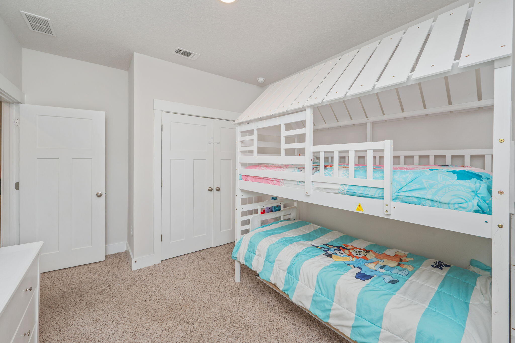 HILLWOOD ESTATES - Residential