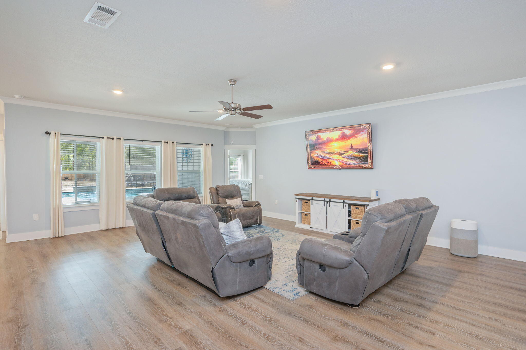 HILLWOOD ESTATES - Residential