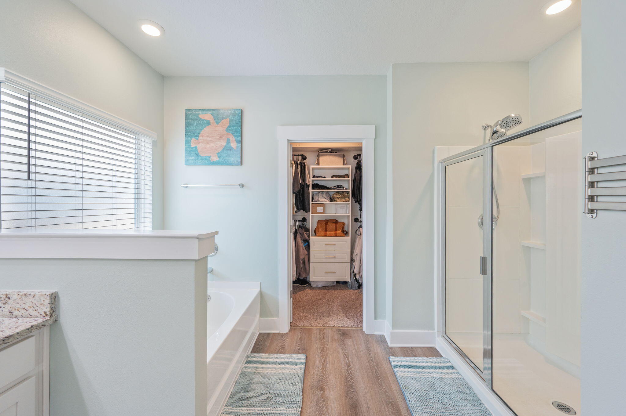 HILLWOOD ESTATES - Residential