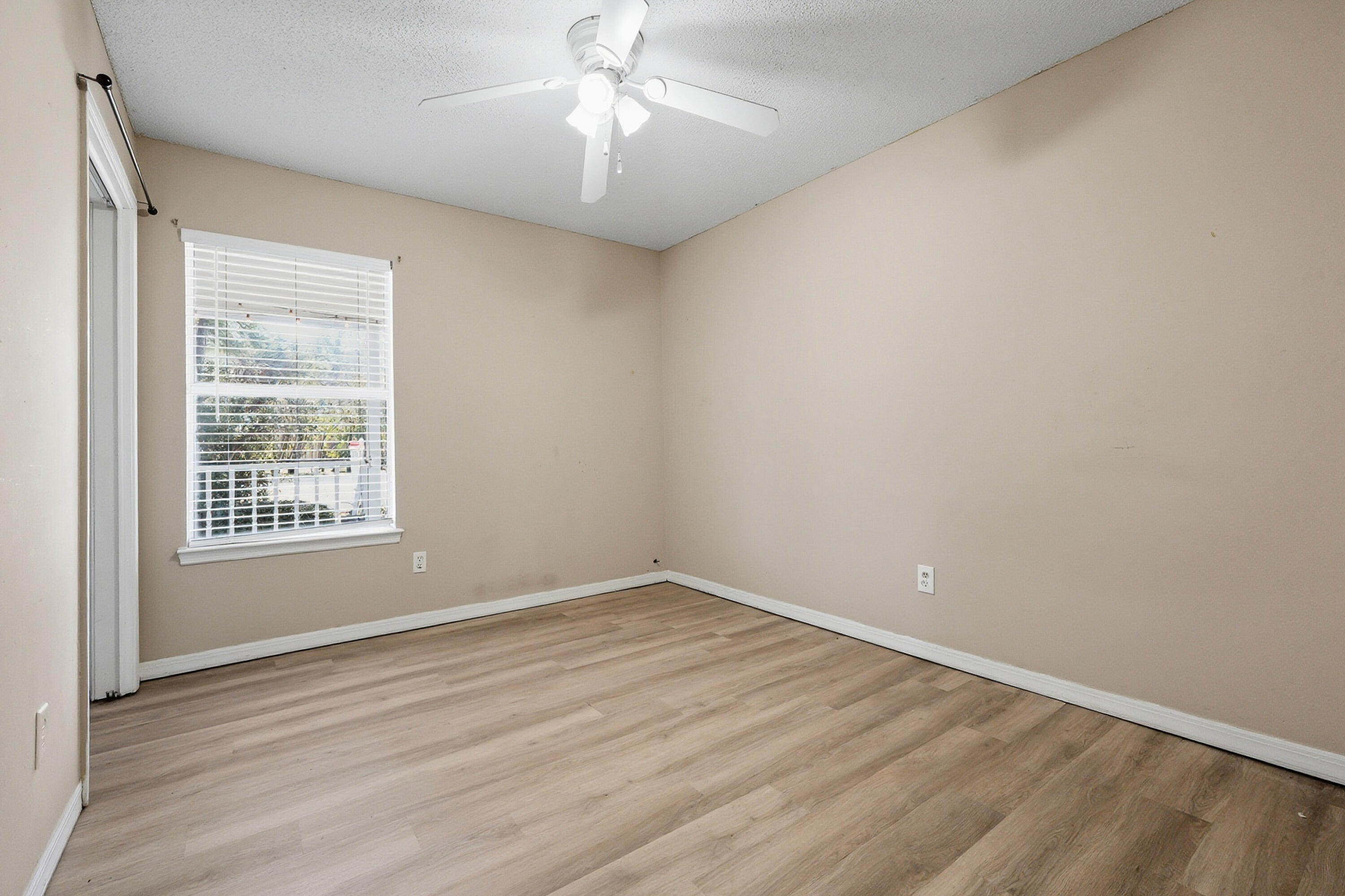 WYNNEHAVEN BEACH ESTATES - Residential