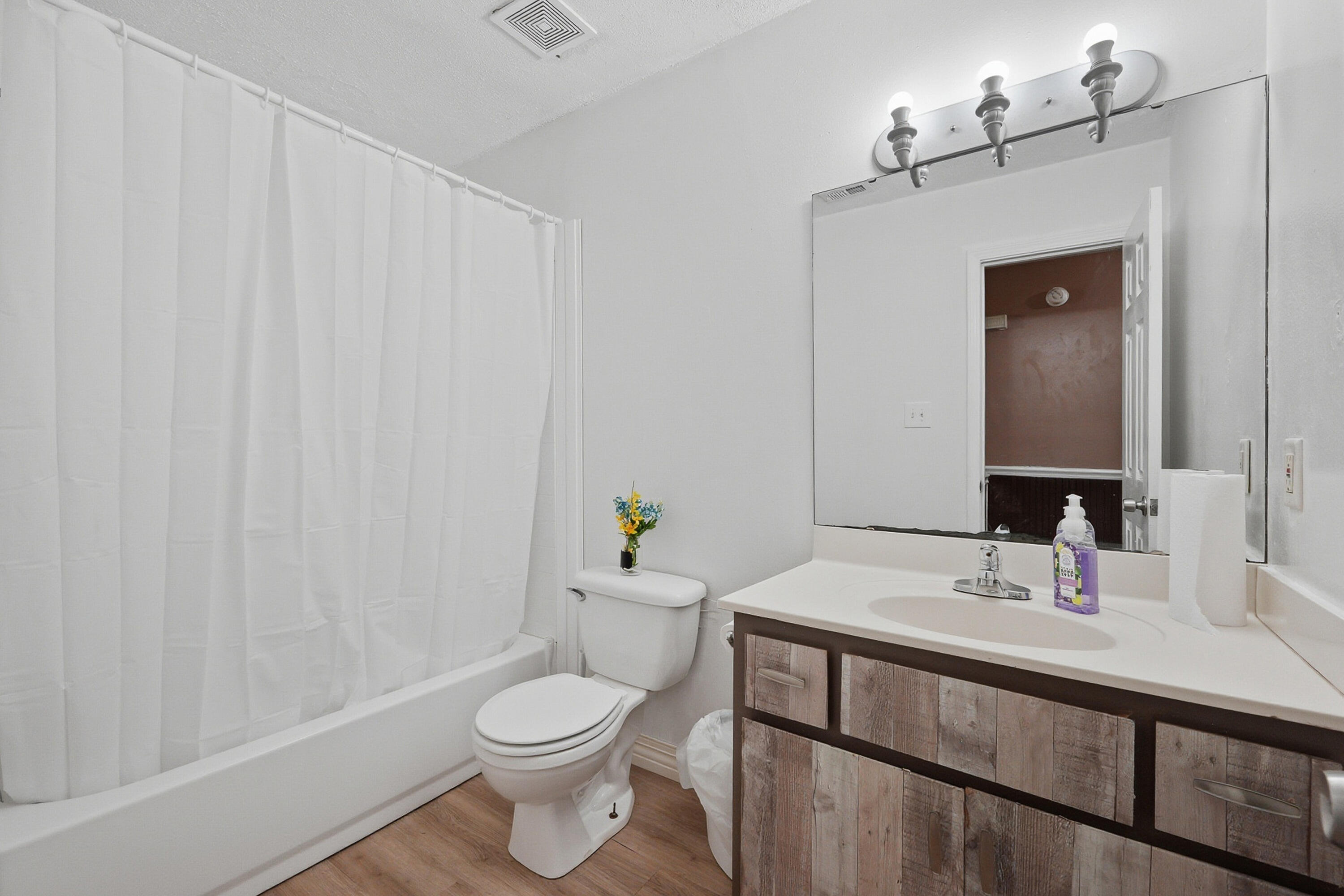 WYNNEHAVEN BEACH ESTATES - Residential