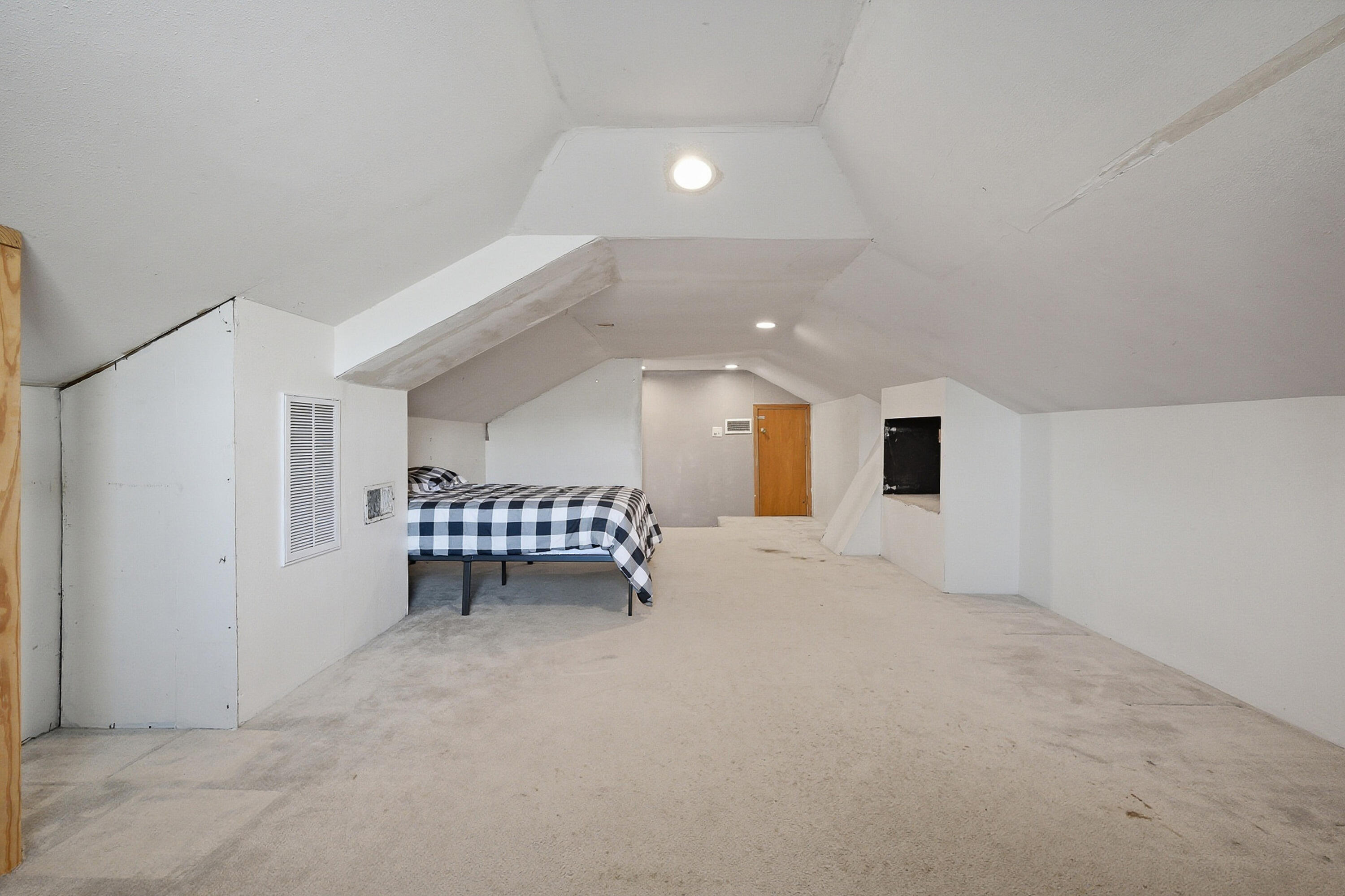 WYNNEHAVEN BEACH ESTATES - Residential