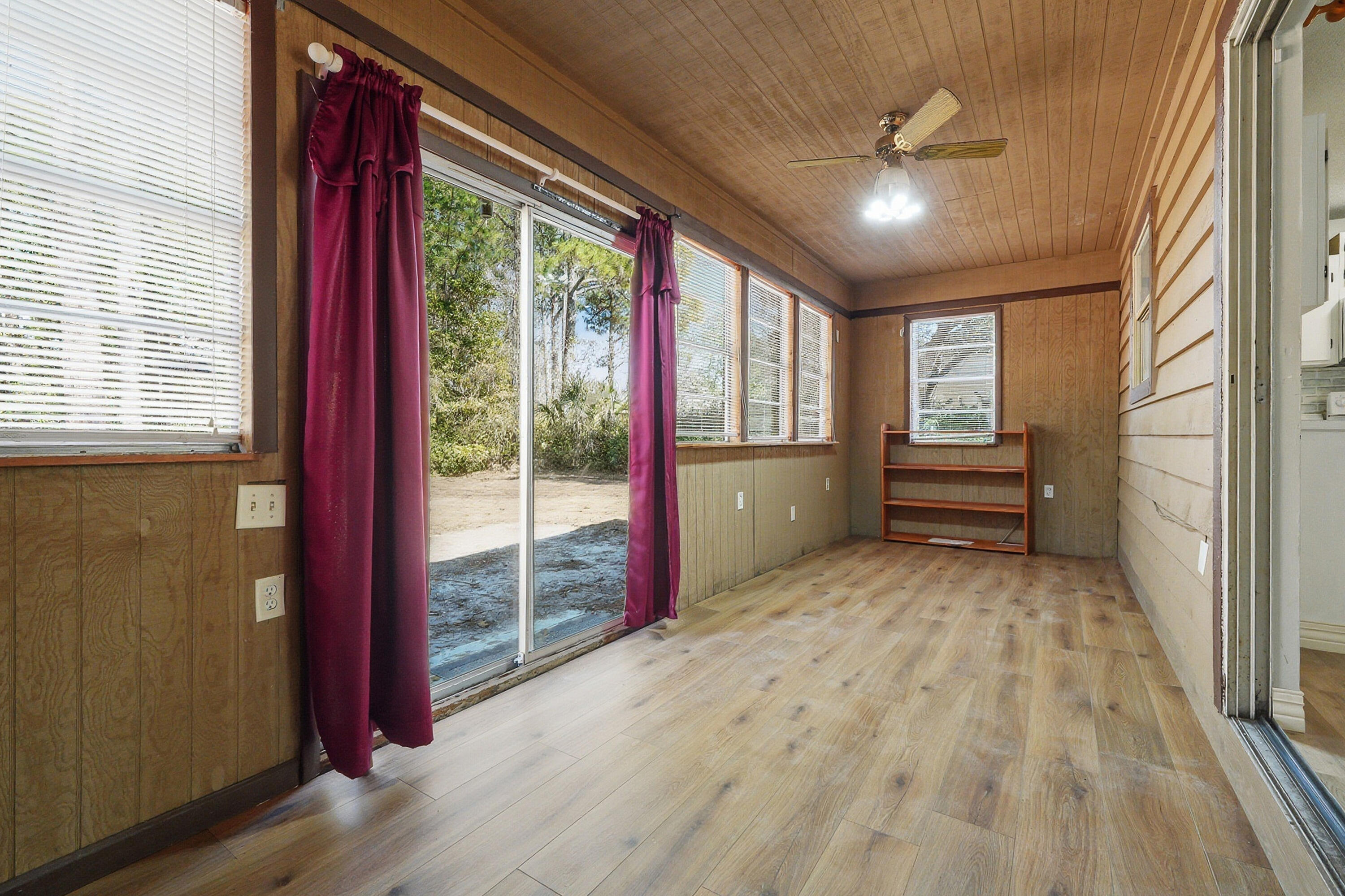 WYNNEHAVEN BEACH ESTATES - Residential