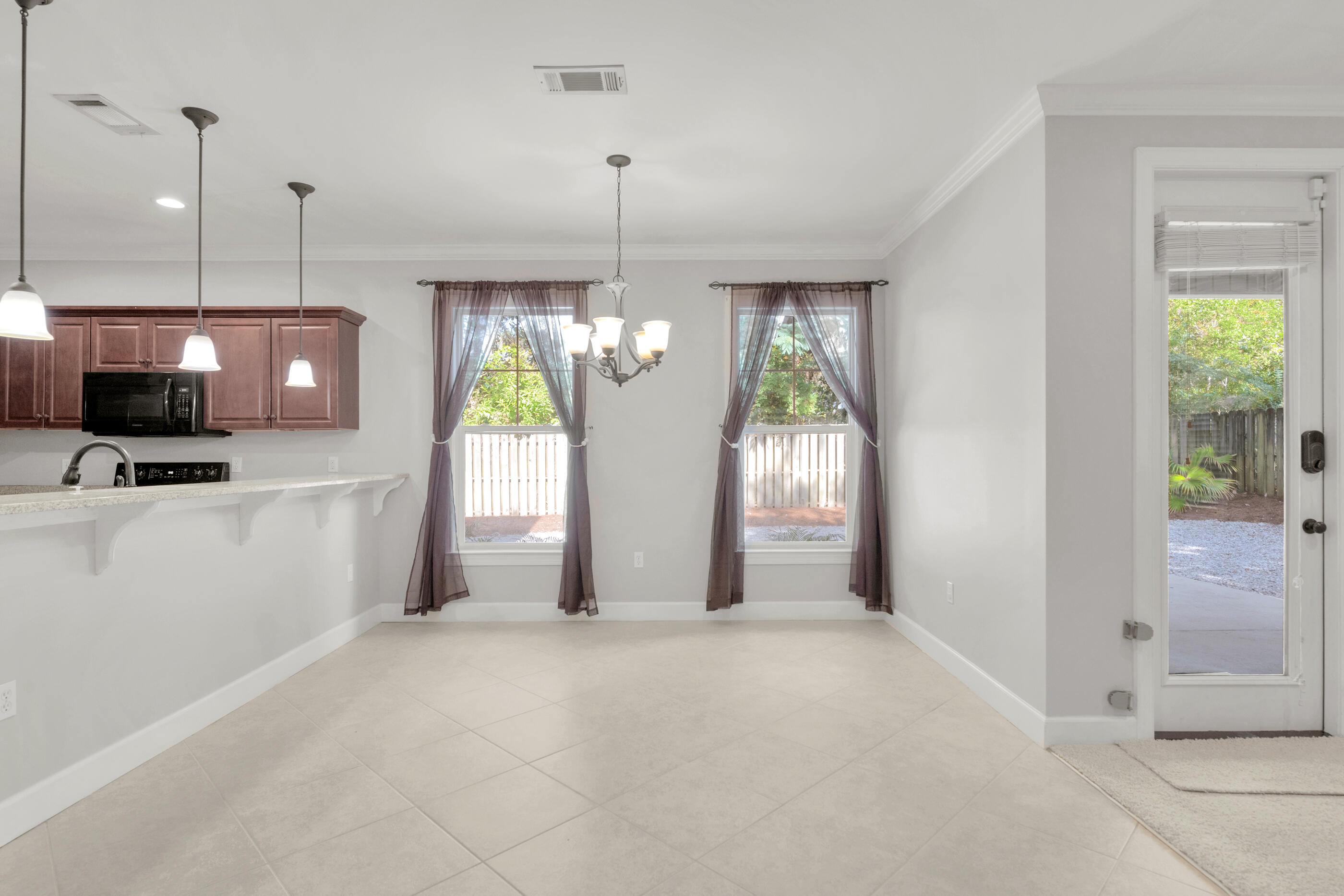 CANOPIES OF FREEPORT - Residential