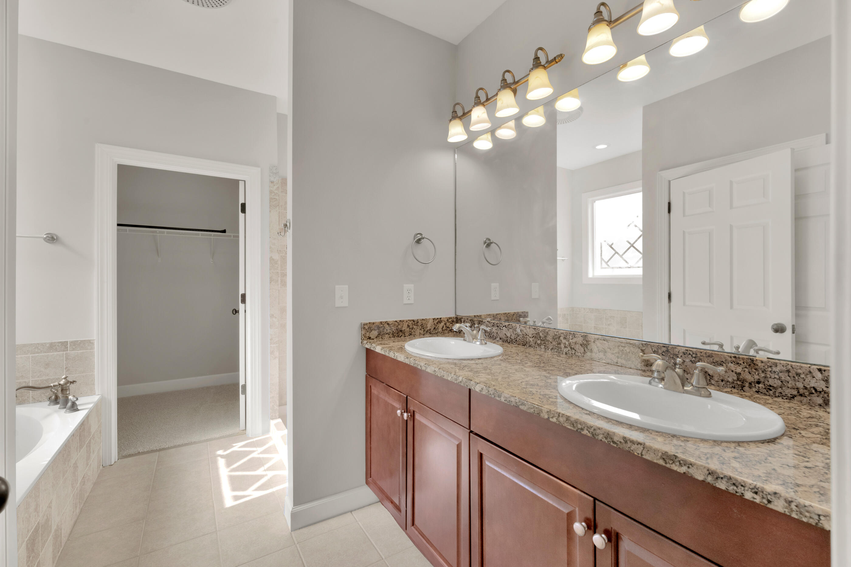 CANOPIES OF FREEPORT - Residential