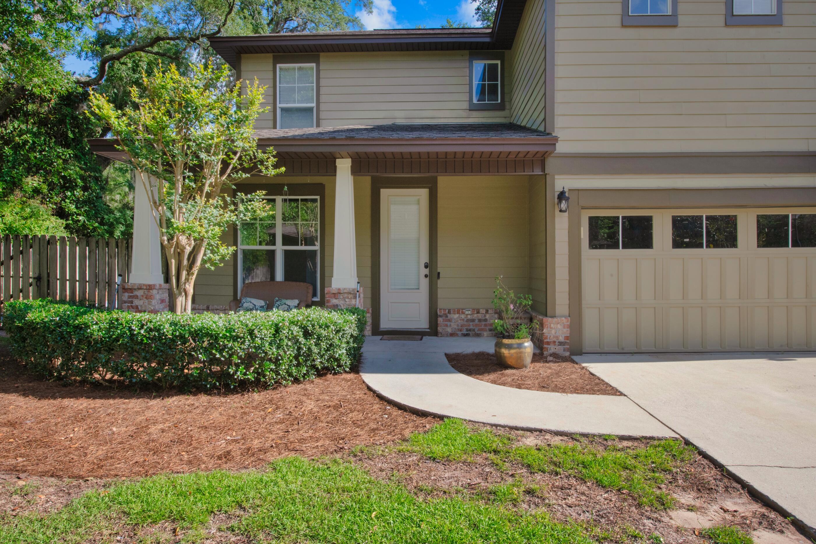 CANOPIES OF FREEPORT - Residential